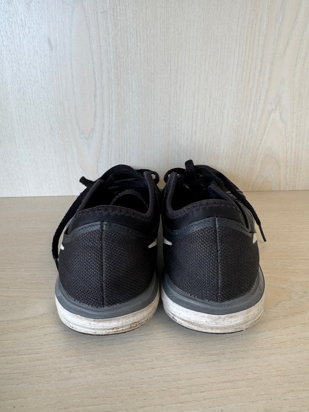 Nike Dual Fusion HIT Trainingsschuhe – Schwarz/Grau, Gr. 38.5, Gebraucht