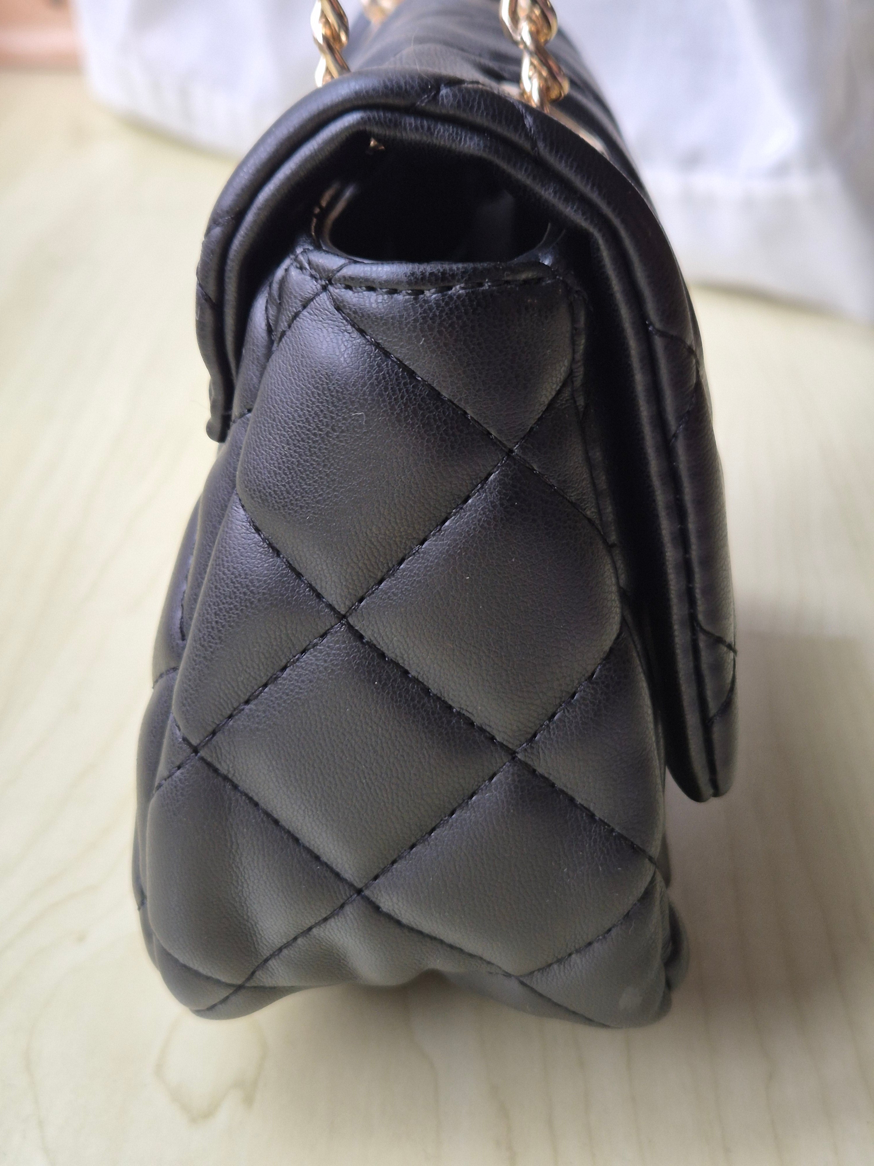 Valentino Bags „Ocarina Mini“ Schultertasche, schwarz, wie neu, 20x14x8 cm