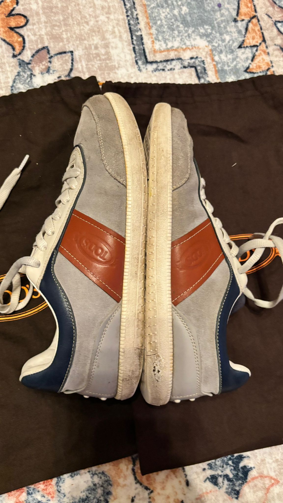 Tod’s Leder/Wildleder Sneaker Grau-Blau-Rot EU 41.5 mit Dustbags, Zustand: Stark genutzt
