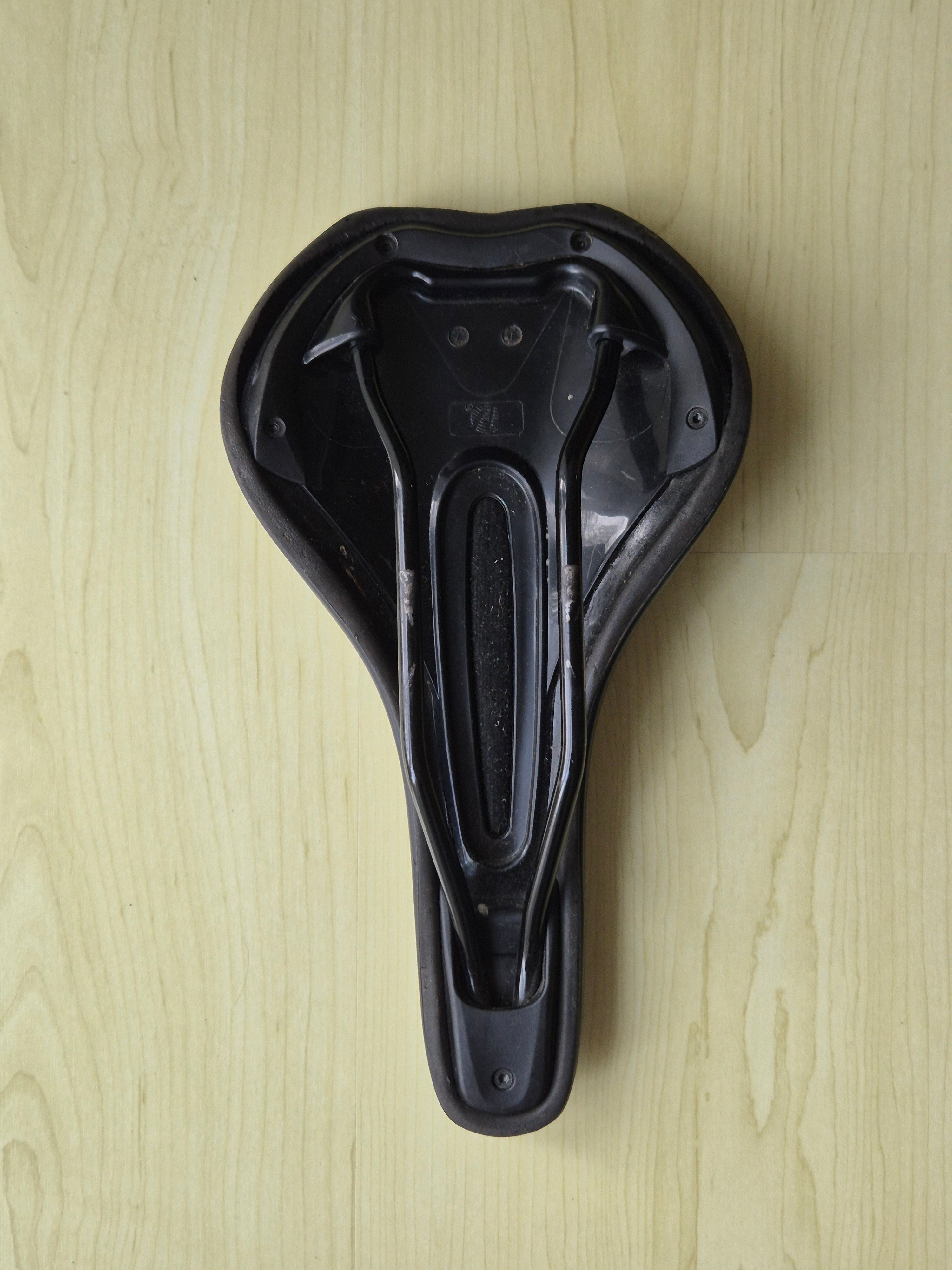 Corratec Standard Bicycle Saddle, Composite, 300g, Normal Use