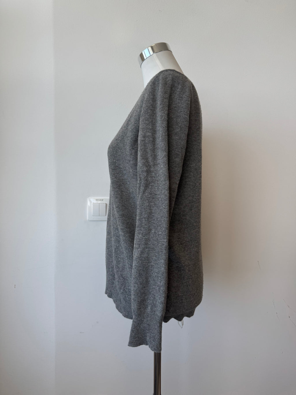 Stile Benetton Merino Extra Fine V-Neck Pullover Grey XL Good Condition