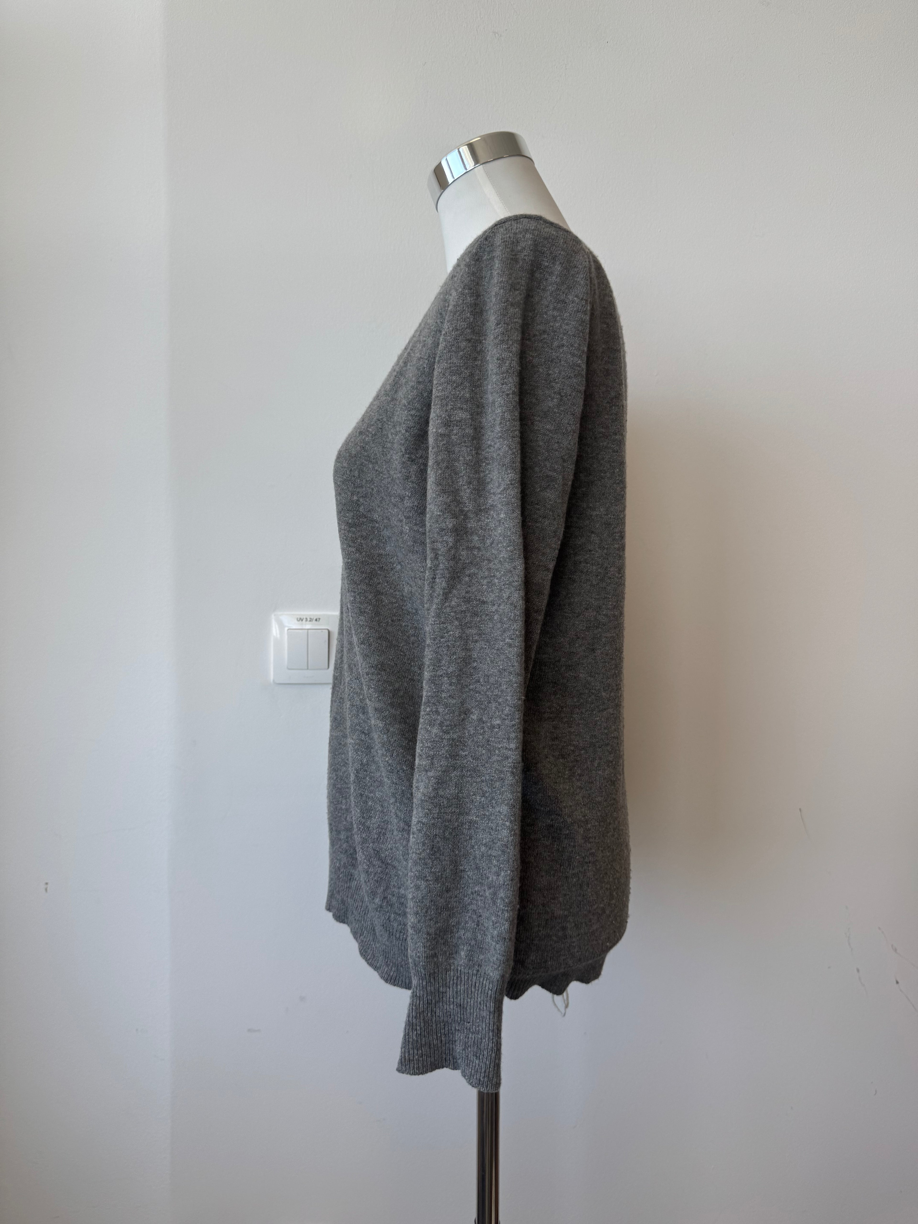 Stile Benetton Merino Extra Fine V-Neck Pullover Grey XL Good Condition