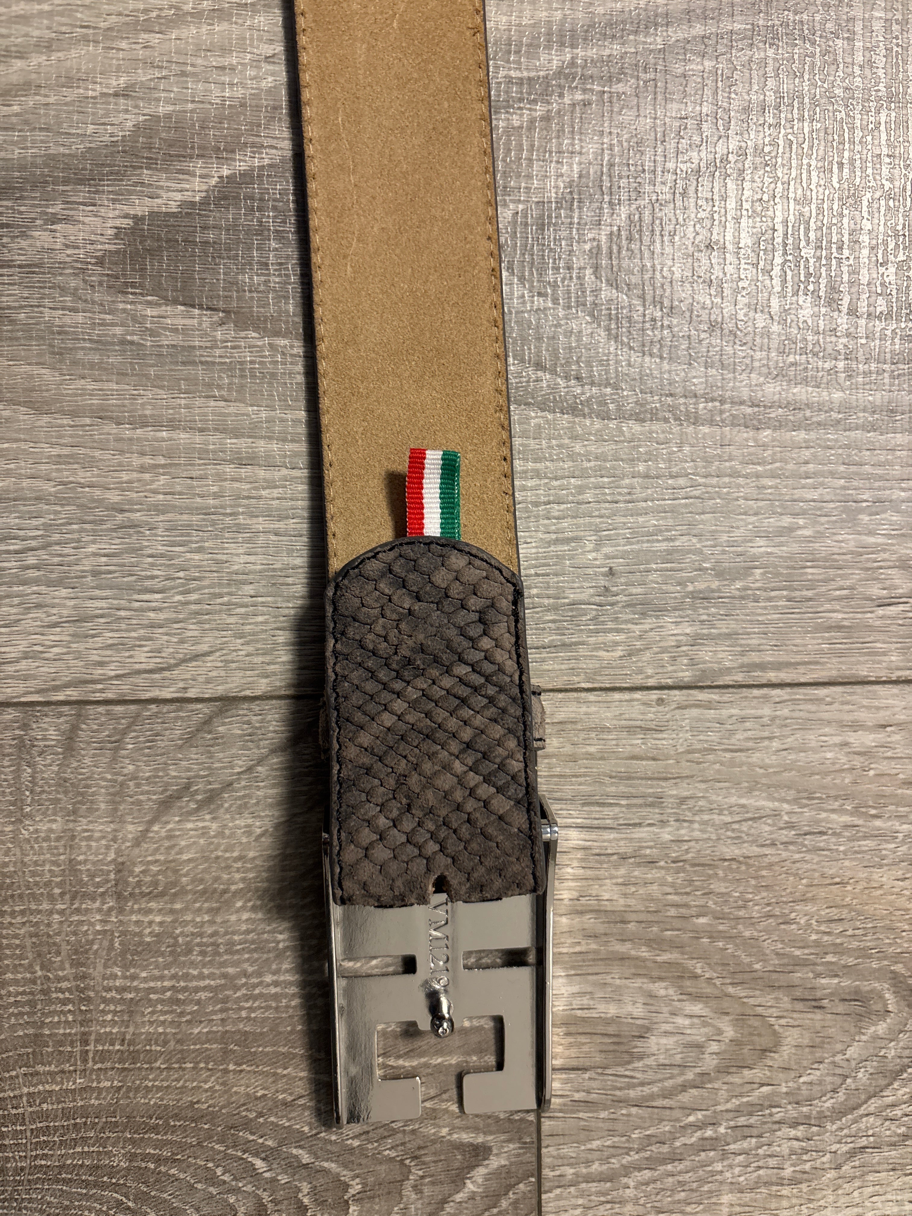 Escada python-embossed grey leather belt, silver buckle, size 85, Very Good