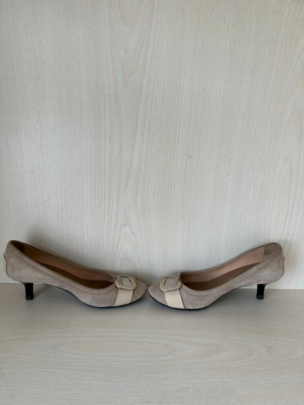 Tod's Damen Pumps Wildleder Schnalle Beige EU 35 Gut