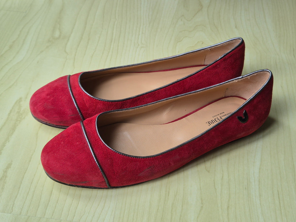 Gianfranco Ferré Rote Wildleder-Ballerinas | EU 37.5 | Gebraucht