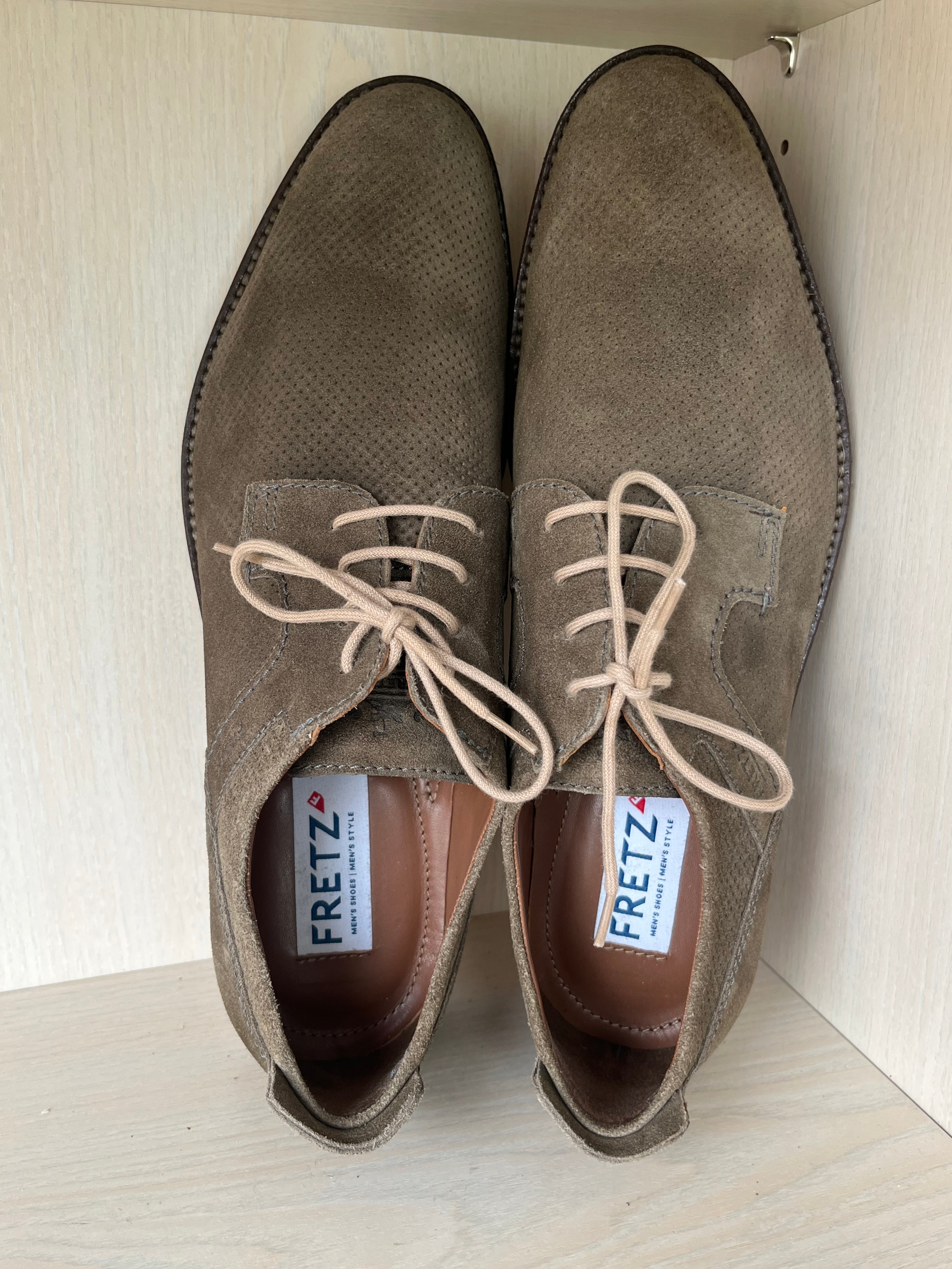 Fretz Herren Derby Schuhe, Wildleder, Olivgrün, EU 44, Sehr guter Zustand