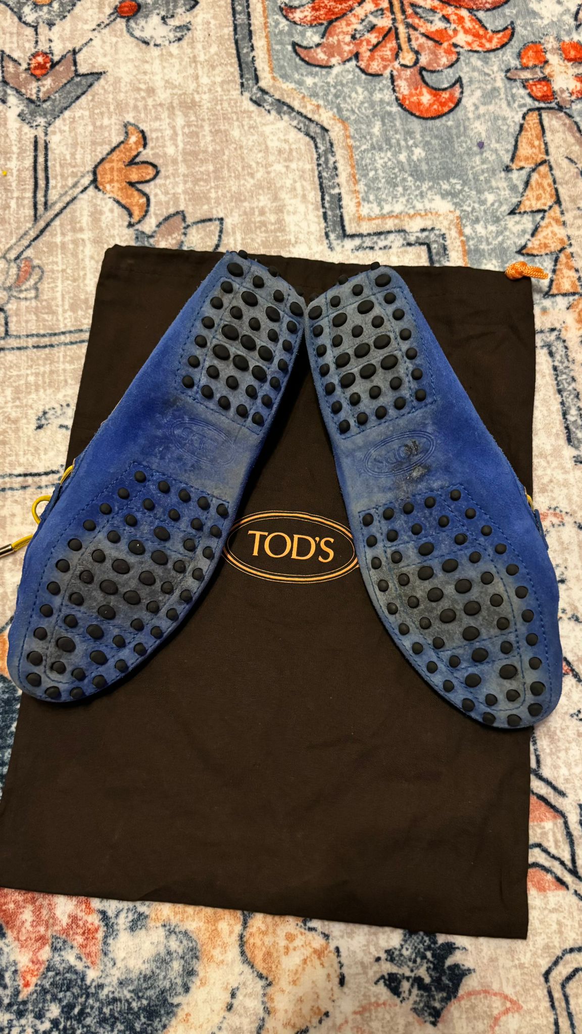 Tod’s „Gommino“ Loafer – Blau Wildleder/Gelbe Schnürung – EU 37.5 – Gut