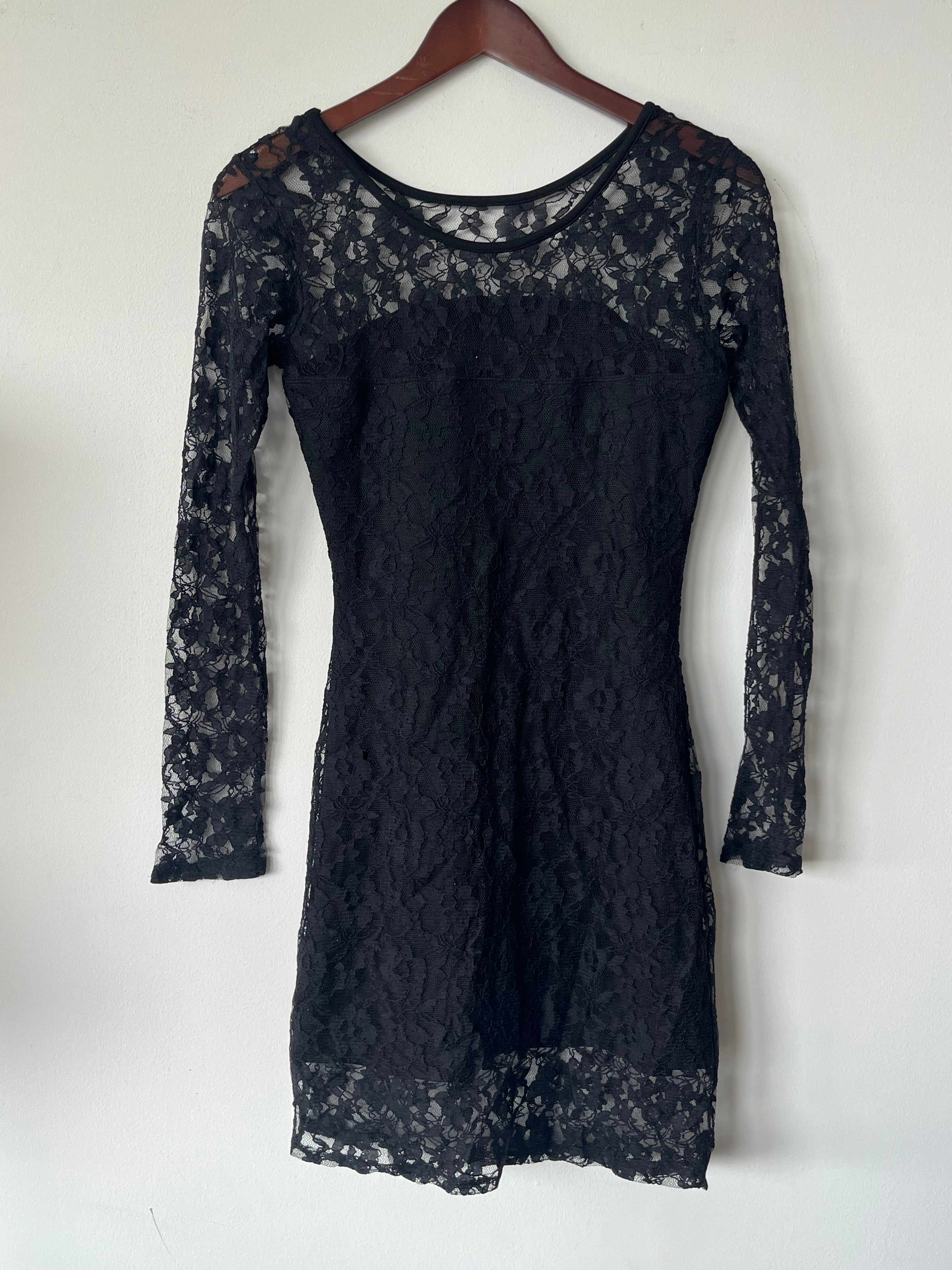 SIZE & NEEDLE Spitzenkleid – Schwarz, Gr. S, Sehr gut