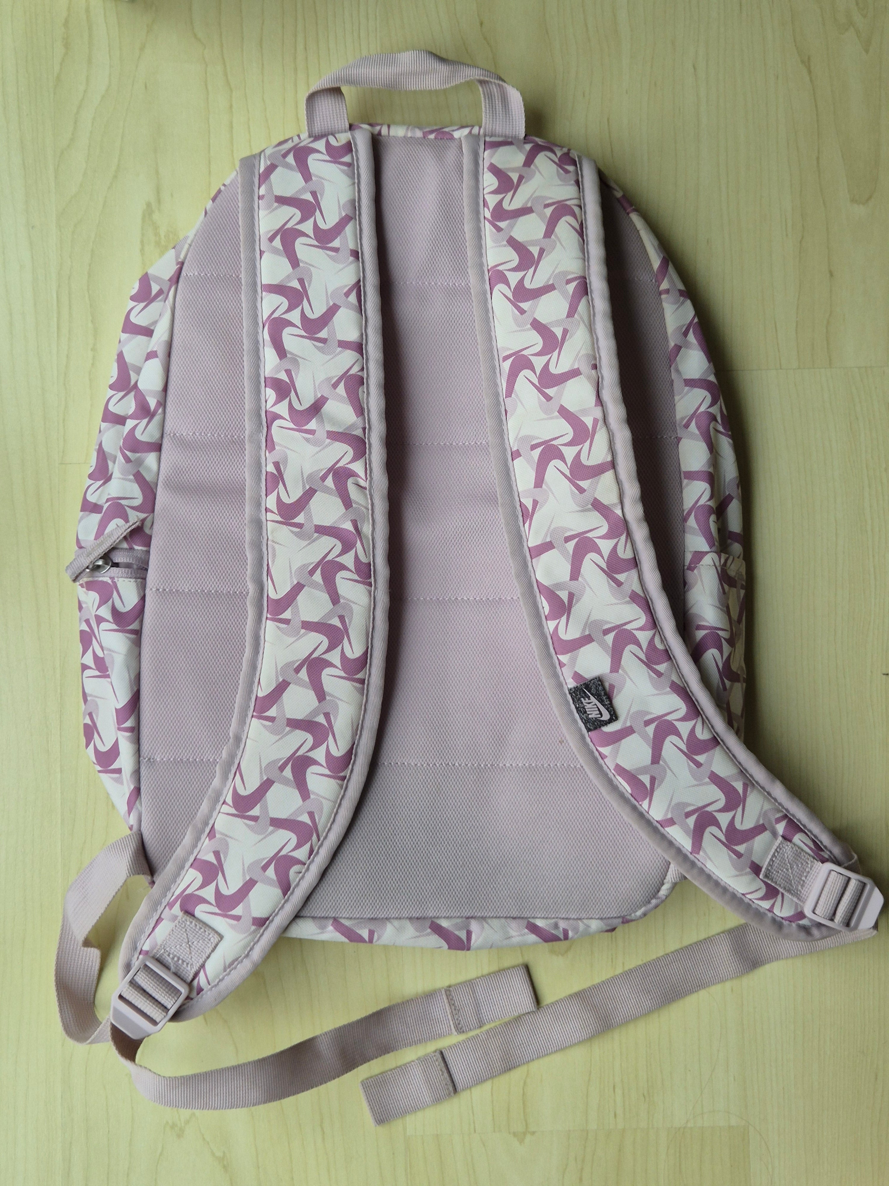 Nike Heritage Backpack 25L Pinwheel Print – Good Used Condition