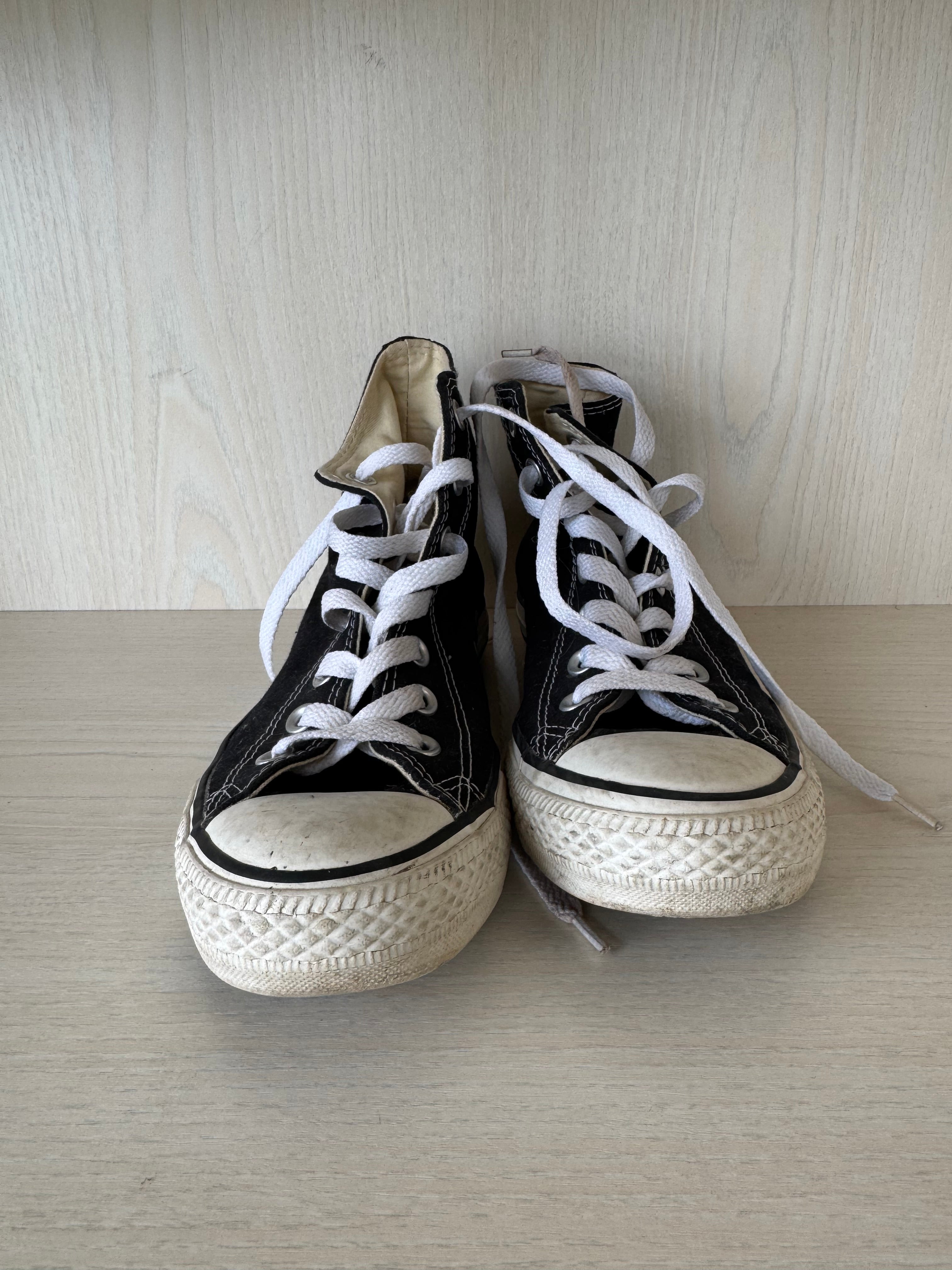 Converse Chuck Taylor High-Top Schwarz – Größe US 4,5 / EU 36 – Gebraucht