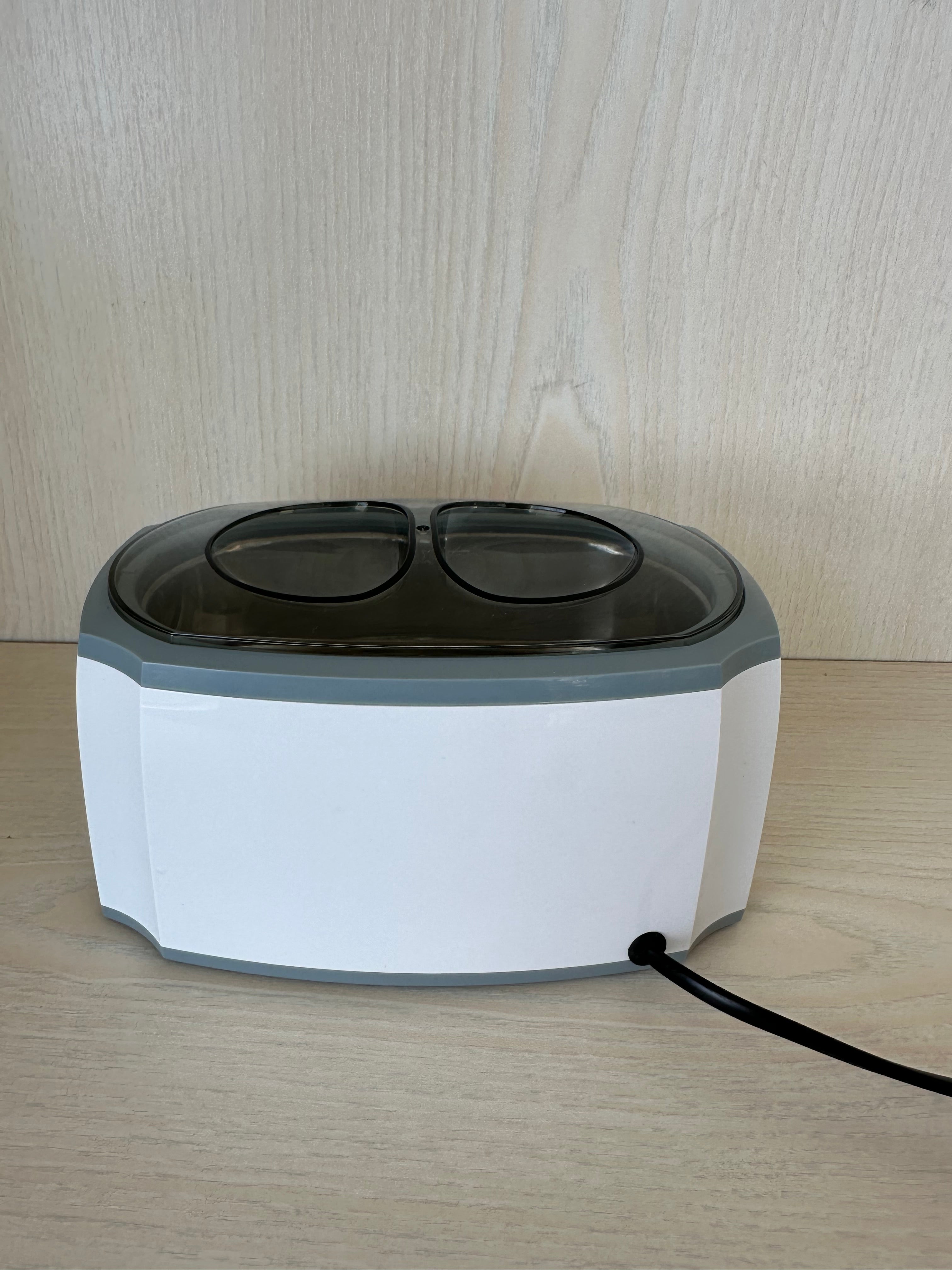 LifeBasis D-2000 Ultraschallreiniger 420ml 30W Weiß/Grau Sehr Gut