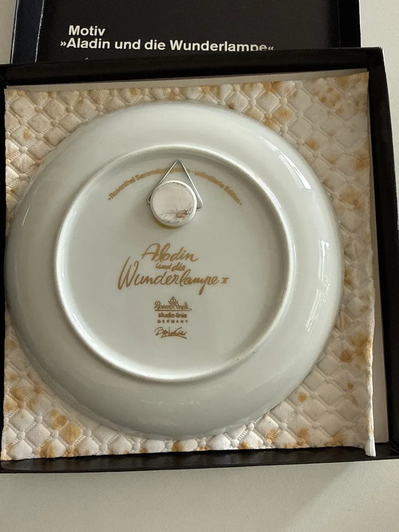 Rosenthal Collector Plate “Aladdin and the Magic Lamp I” by Bjørn Wiinblad