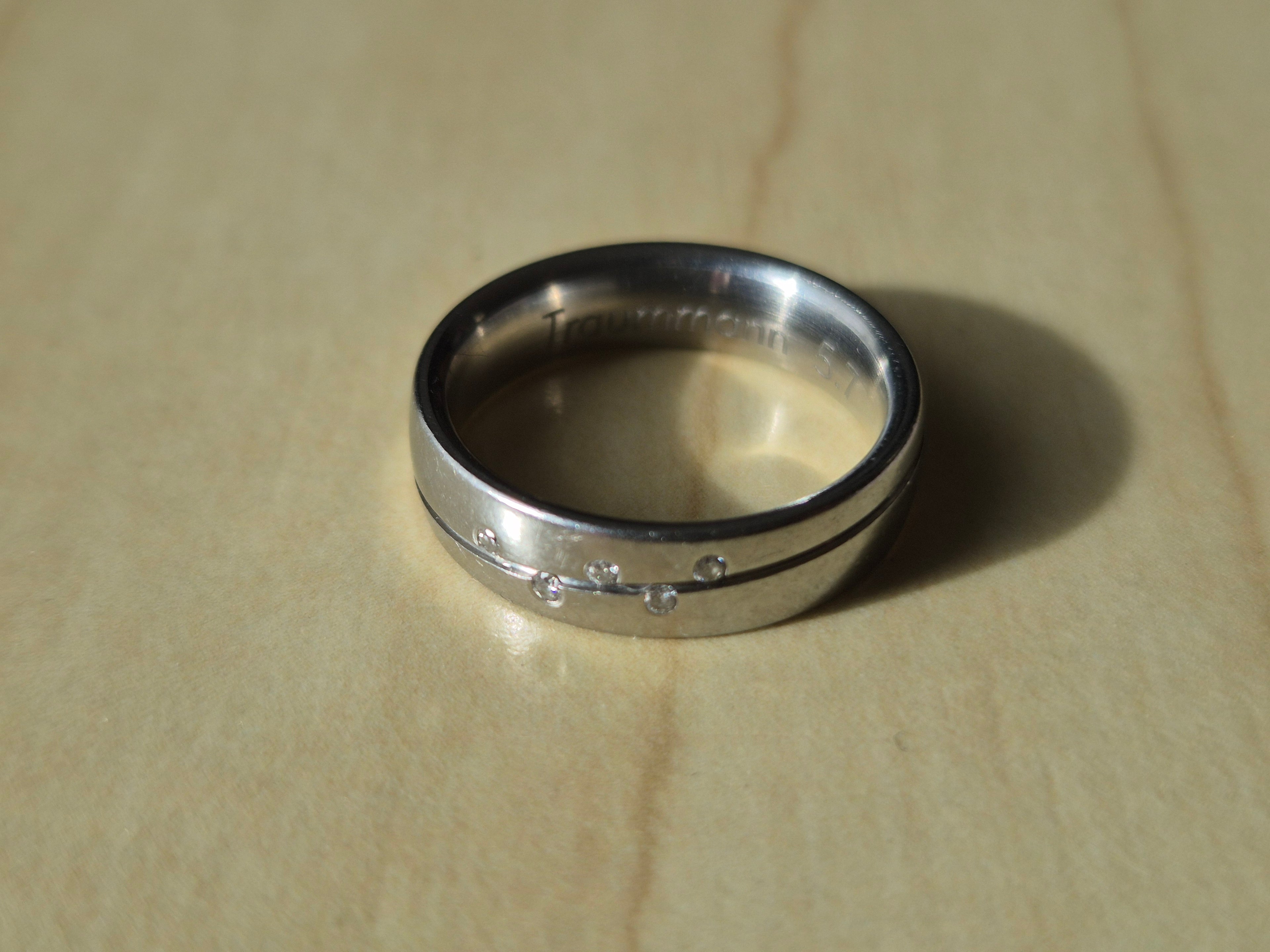 XEN Silberring | 3 Steine | 17 mm | Gravur | Gebraucht