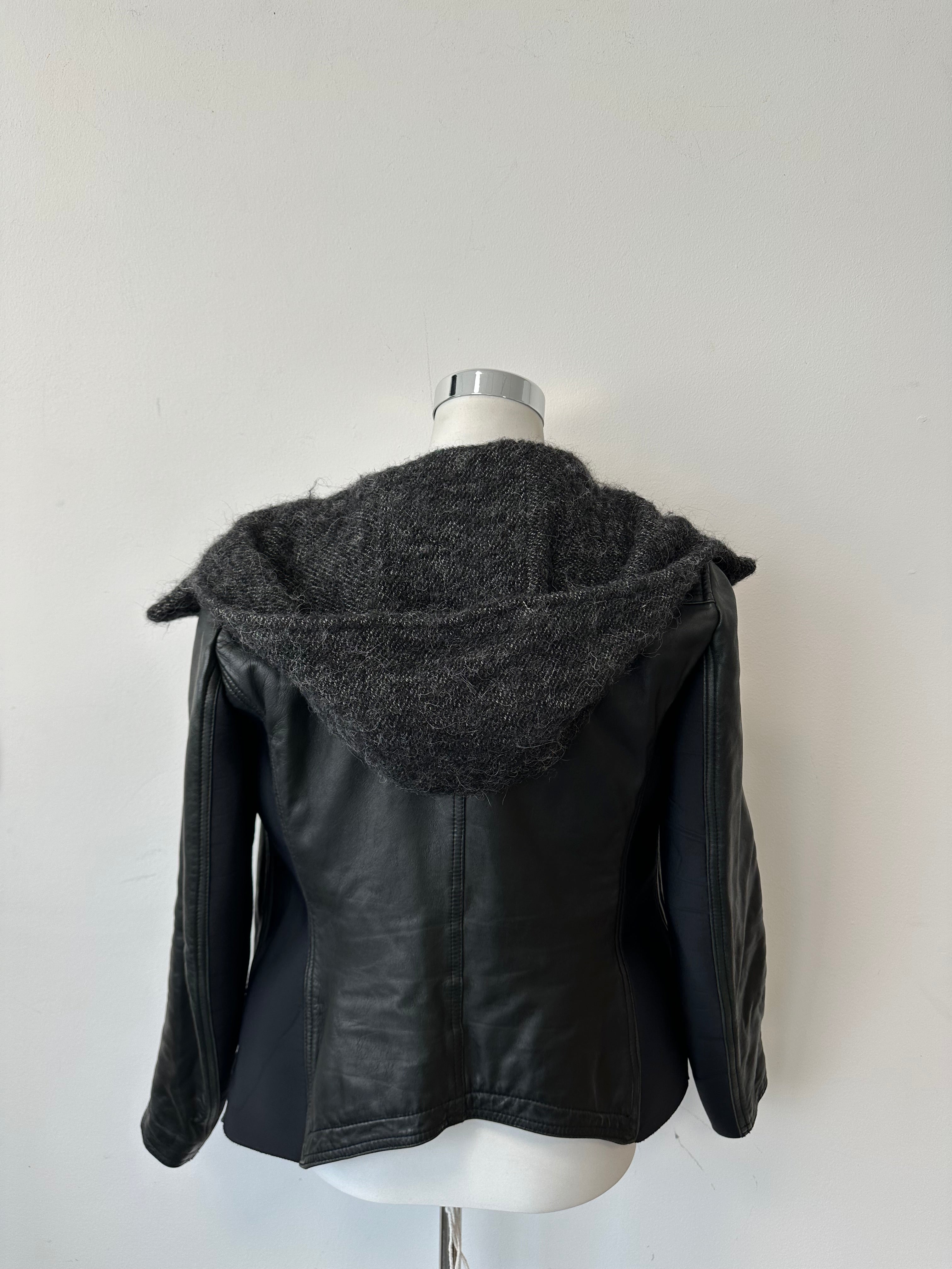 Dèlan 1974 Damen Bikerjacke Schwarz Leder IT 44 / DE 38 Sehr Gut