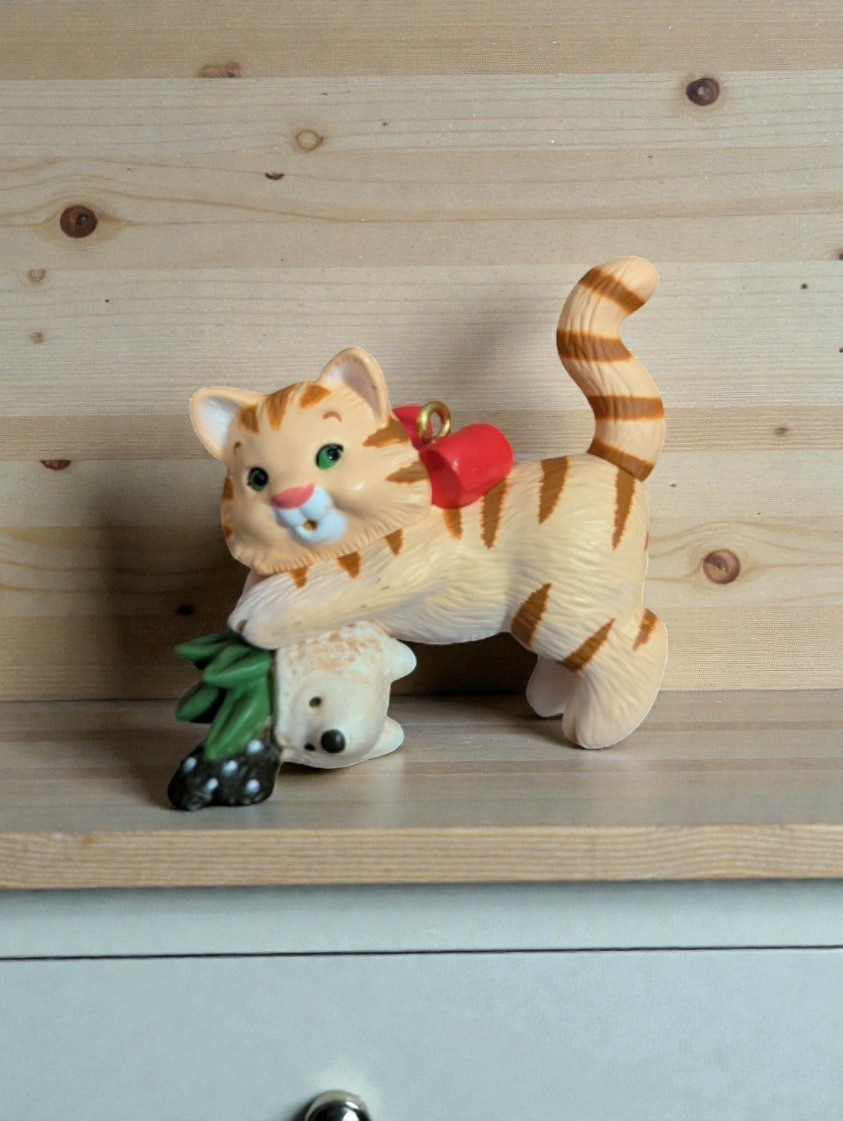 Hallmark Keepsake Mischievous Kittens 24th Series Ornament, Box Slightly Damaged