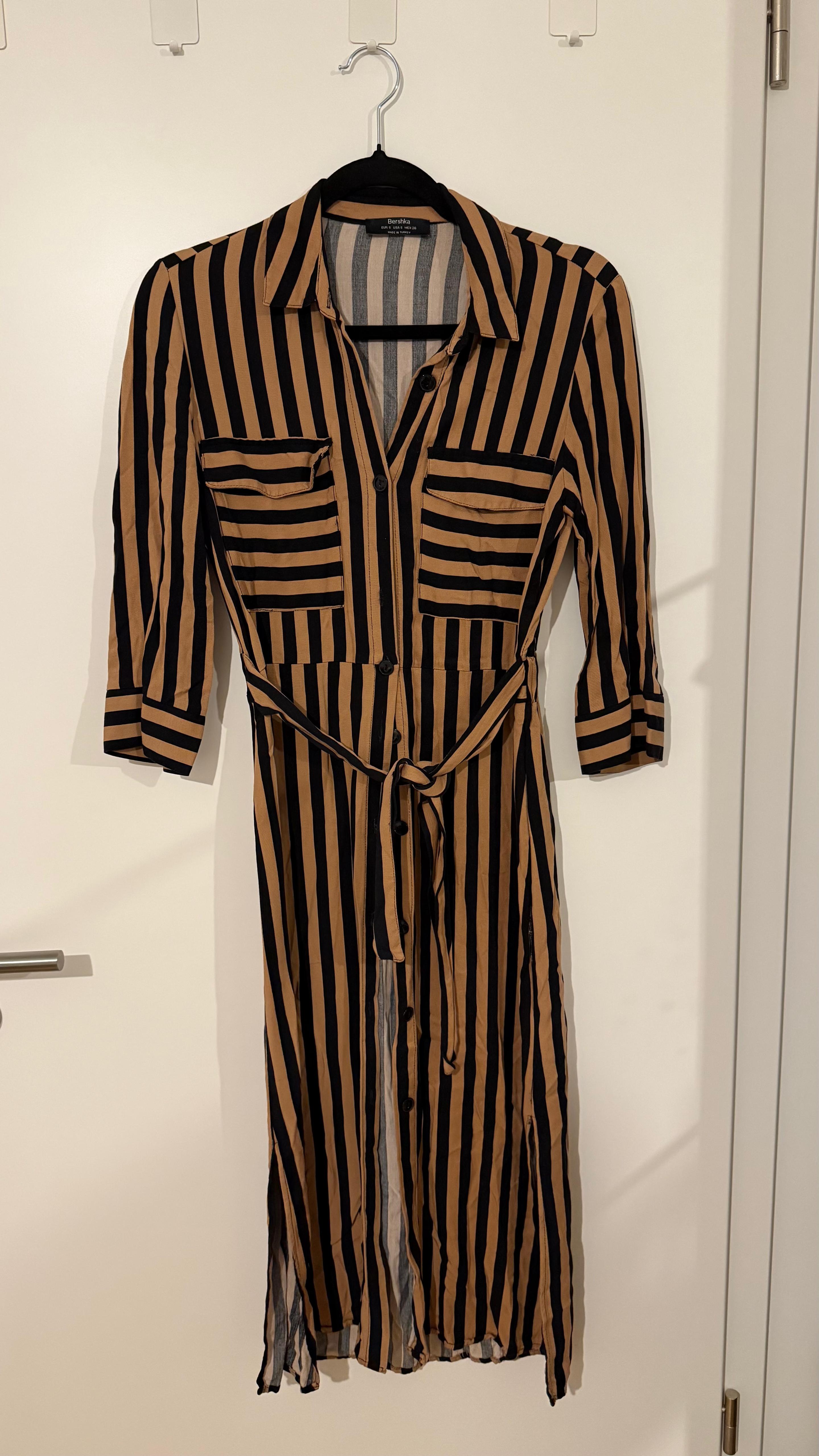 Bershka Gestreiftes Kleid, S, Schwarz/Beige, Stoffgürtel, Sehr guter Zustand