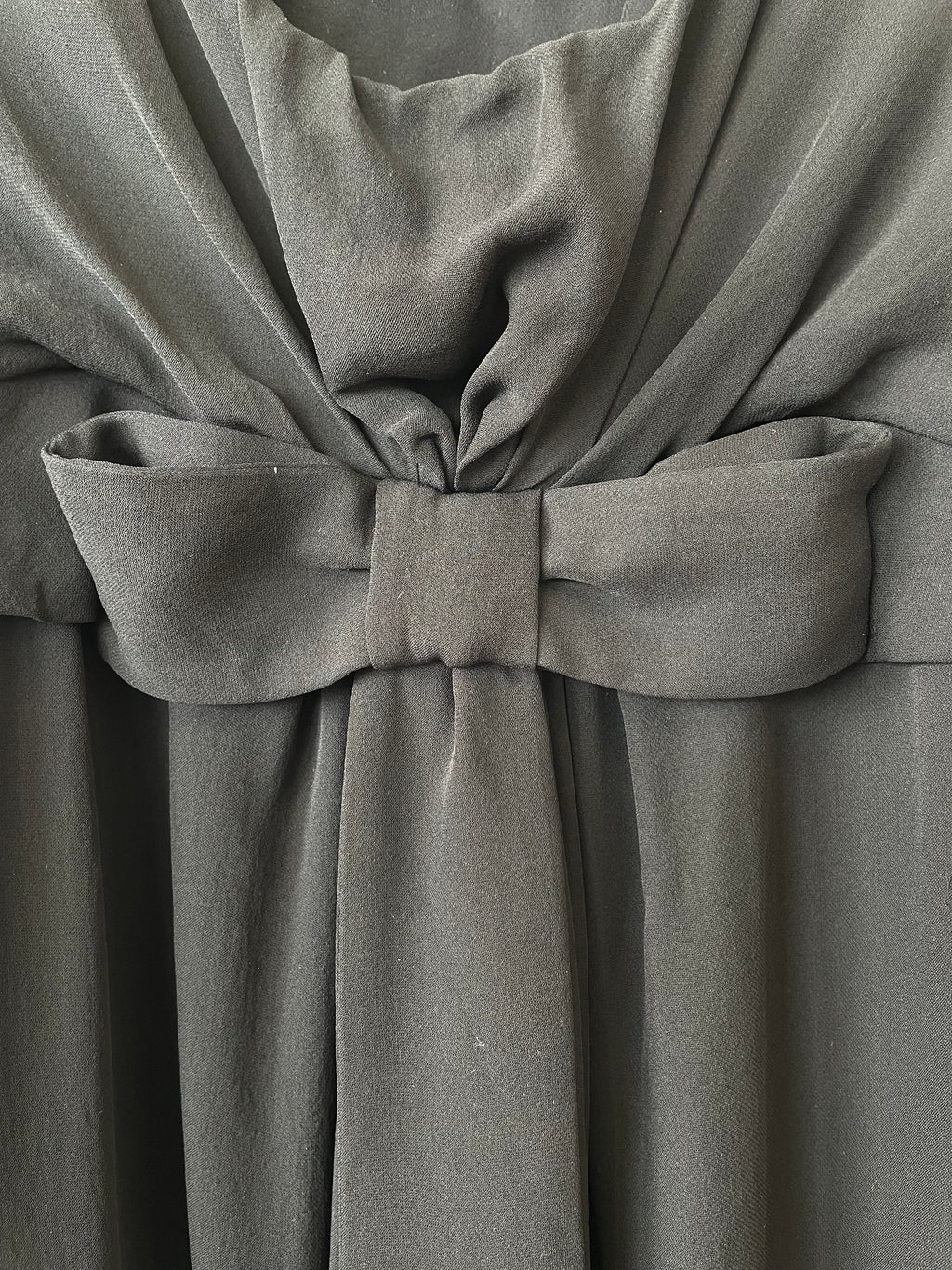 Stella McCartney Bow Kleid Schwarz Seide – Gr. M/IT 42 – Sehr guter Zustand