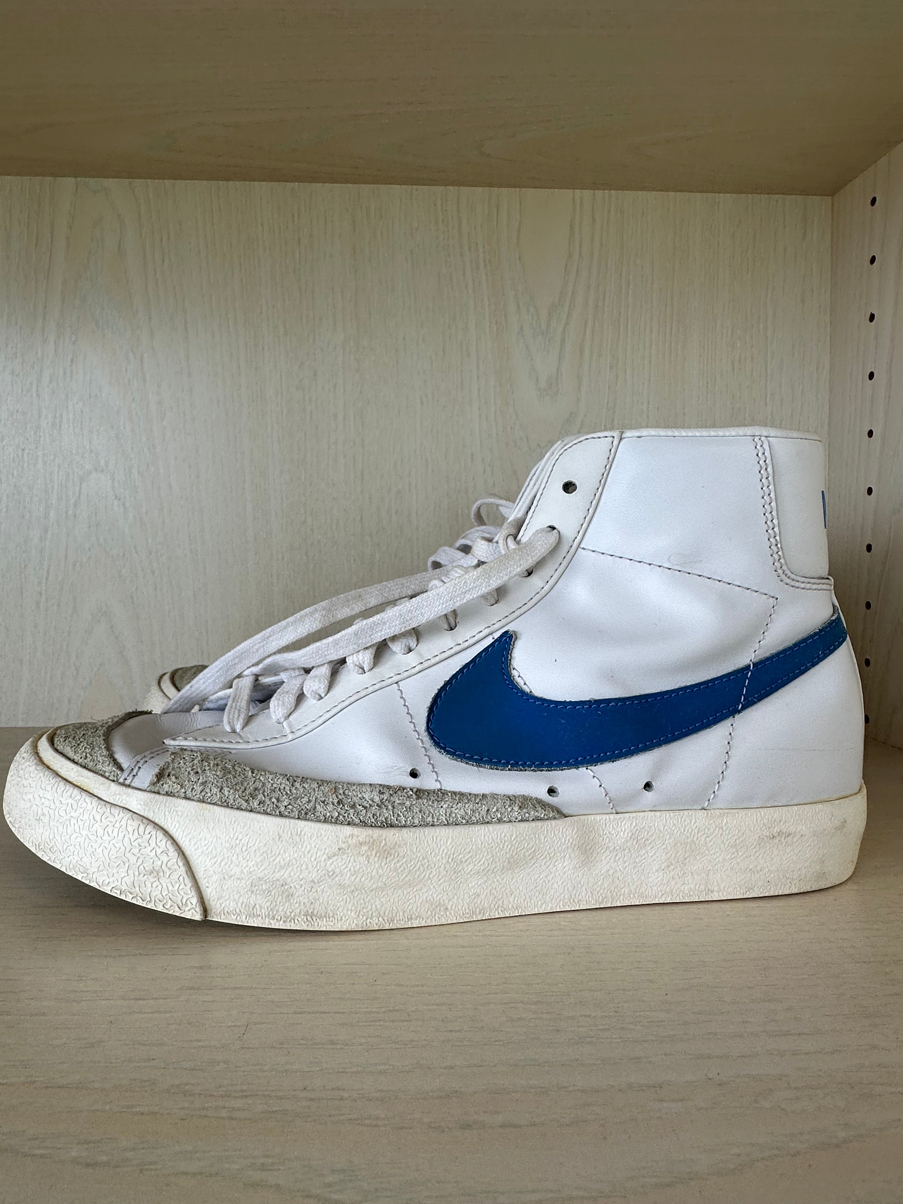 Nike Blazer Mid '77 Vintage – Weiß/Pazifikblau, Gr. 42, Guter Zustand