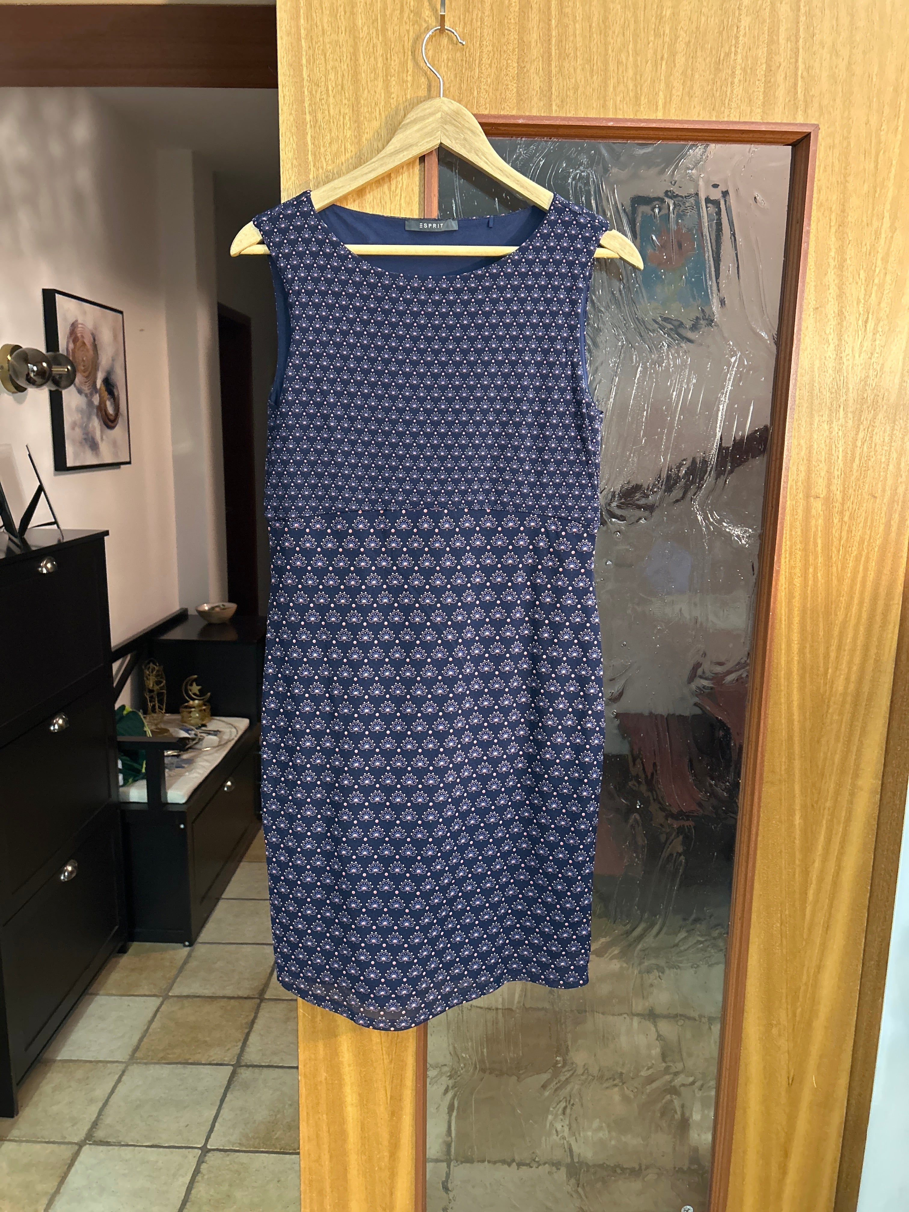 Esprit Sleeveless Shift Dress, Black Multicolor Pattern, Size M, Very Good