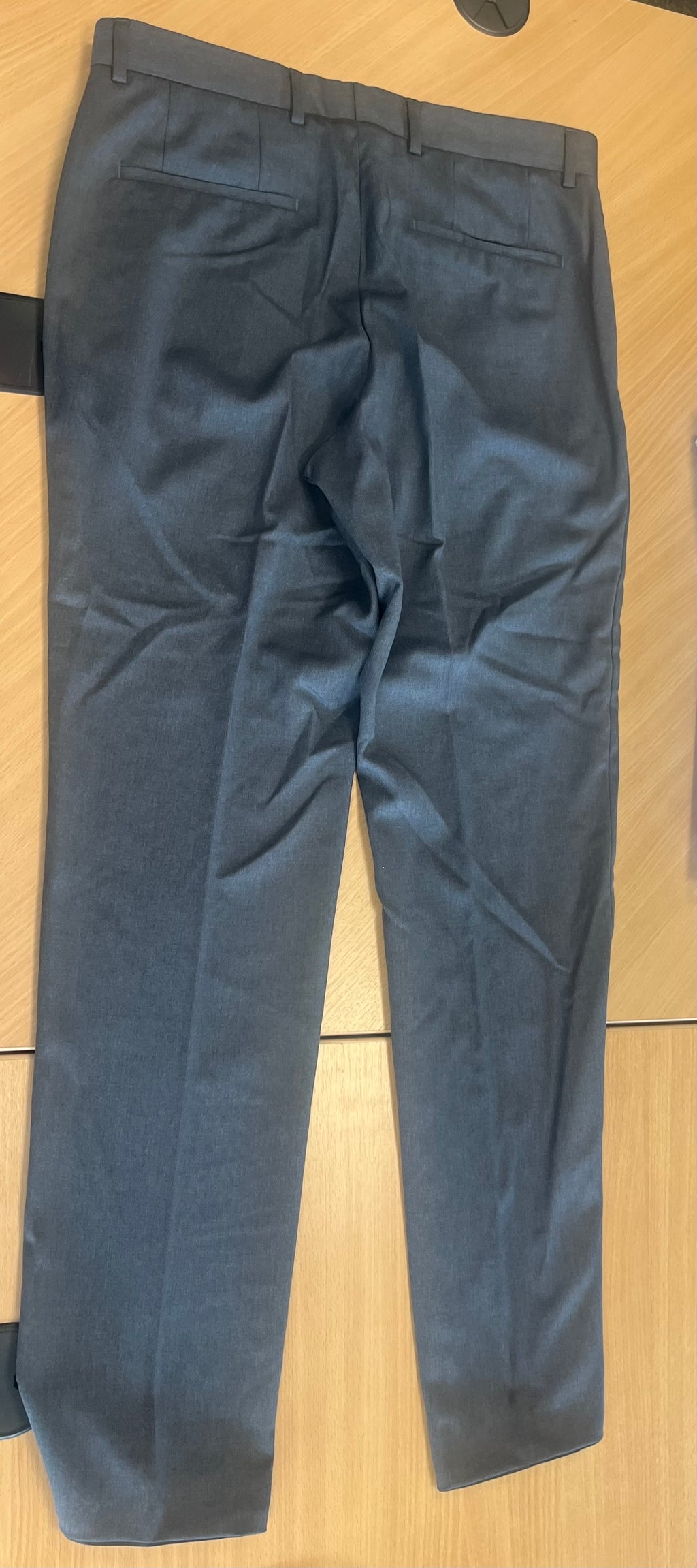 Hugo Boss Herren Anzug 3-teilig Grau, Sakko, Weste & Hose, Gr. 42R, Top Zustand