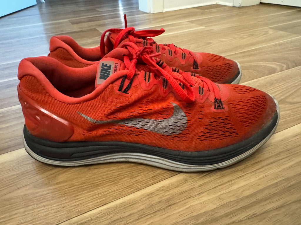 Nike Lunarglide 5 Größe 45 EU / 11 US – rote Laufschuhe gebraucht