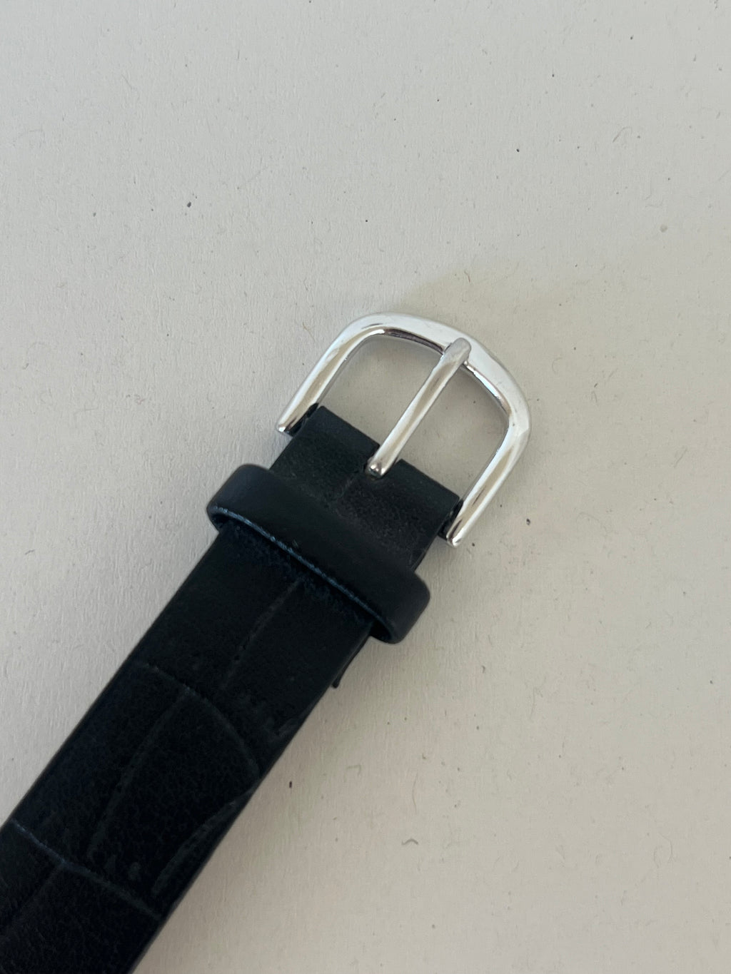 Vintage Tissot Pegasus Quartz 34mm Gold Tone Swiss Dress Watch, Needs Battery