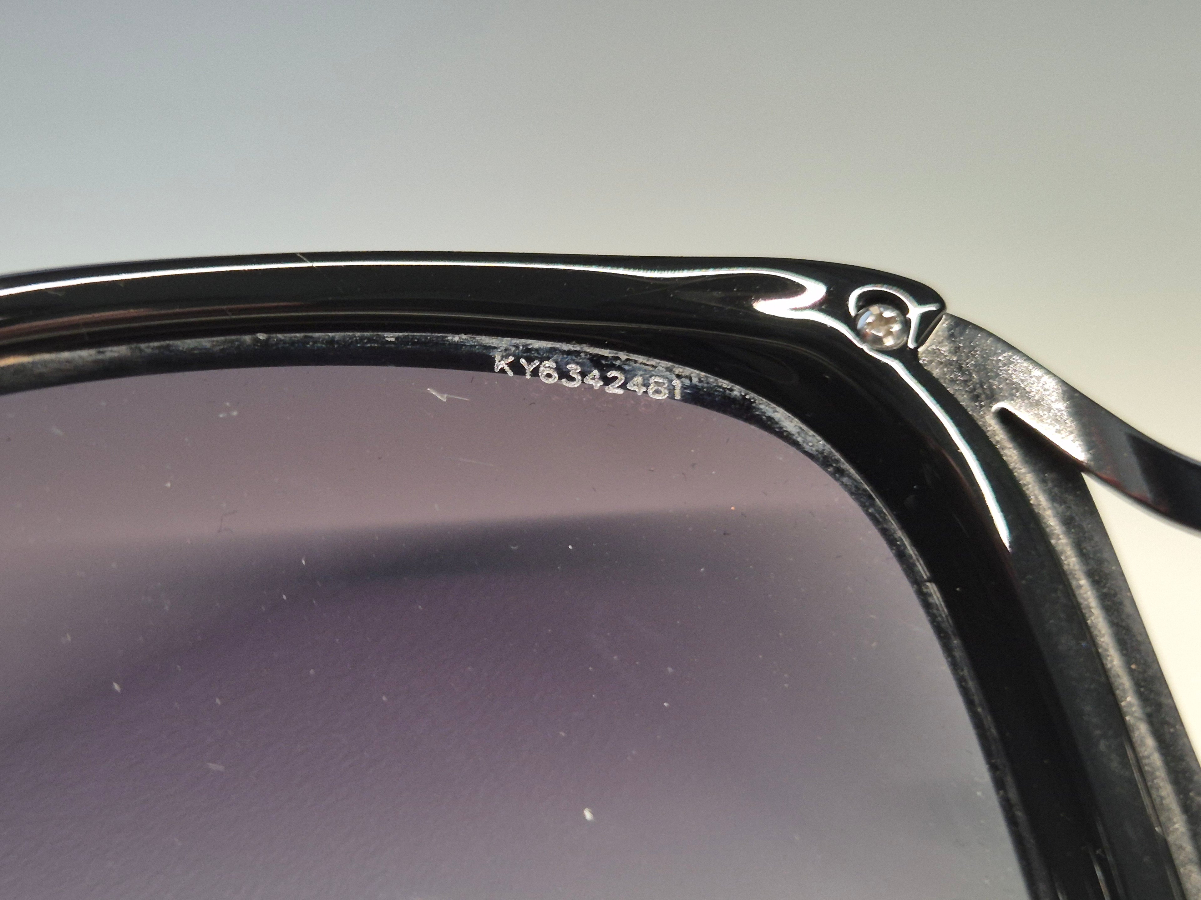 Burberry BE4104 Sunglasses, Black, Gradient Lenses, Acetate, 59-15, Good, Case
