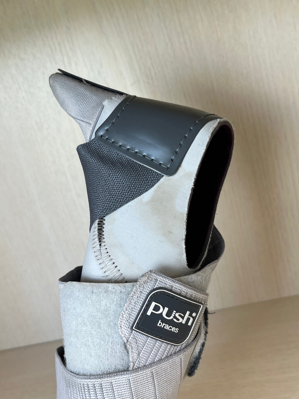 Push Med Aequi Flex Sprunggelenkbandage One Size Grau/Weiß – guter Zustand
