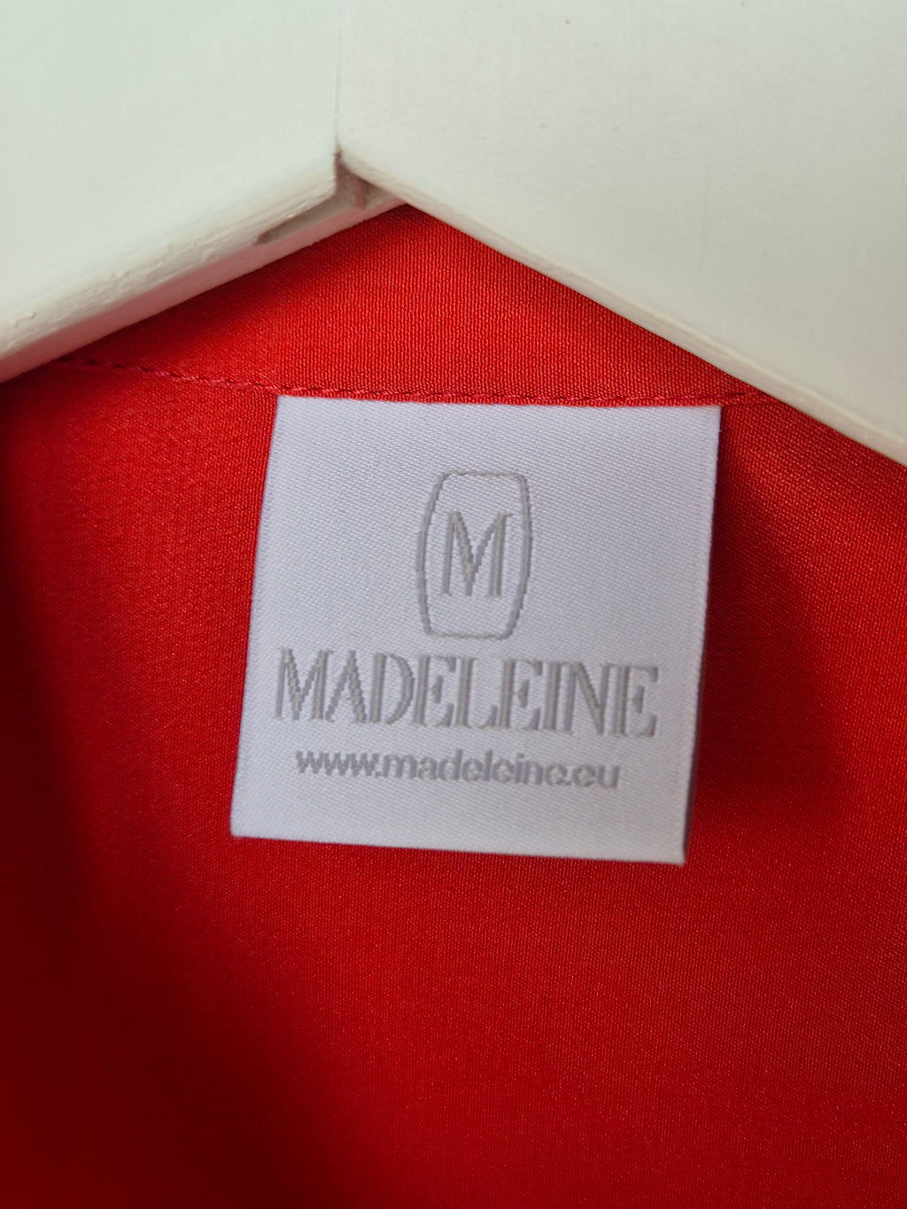 MADELEINE red silk blouse XS, long sleeves, very good condition