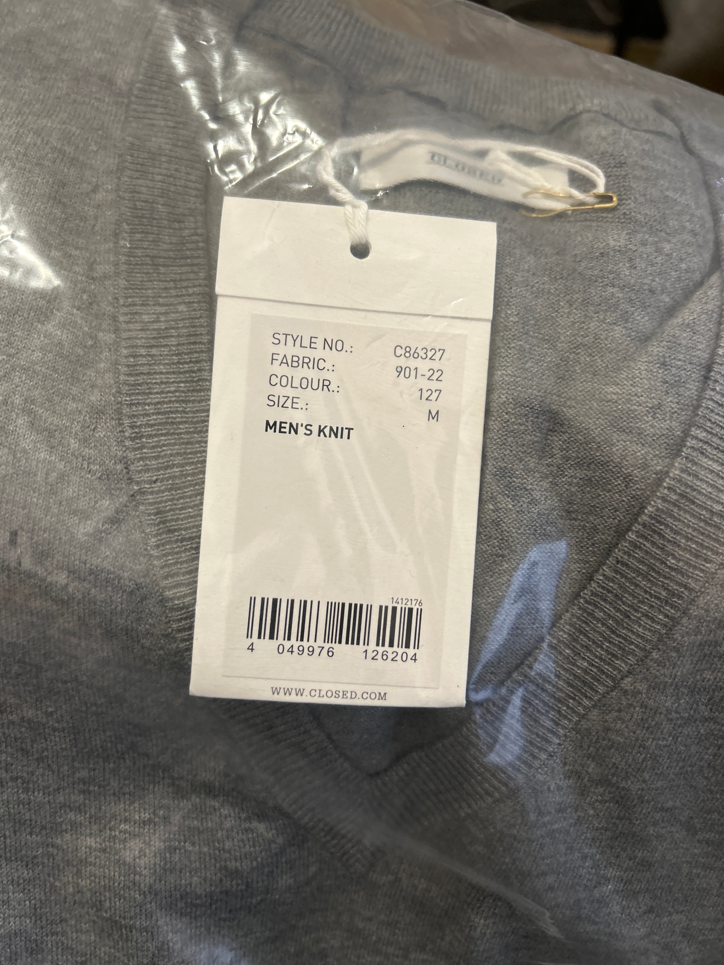 BRAND NEW Closed Men’s V-Neck Knit Jumper M Grey NWT
