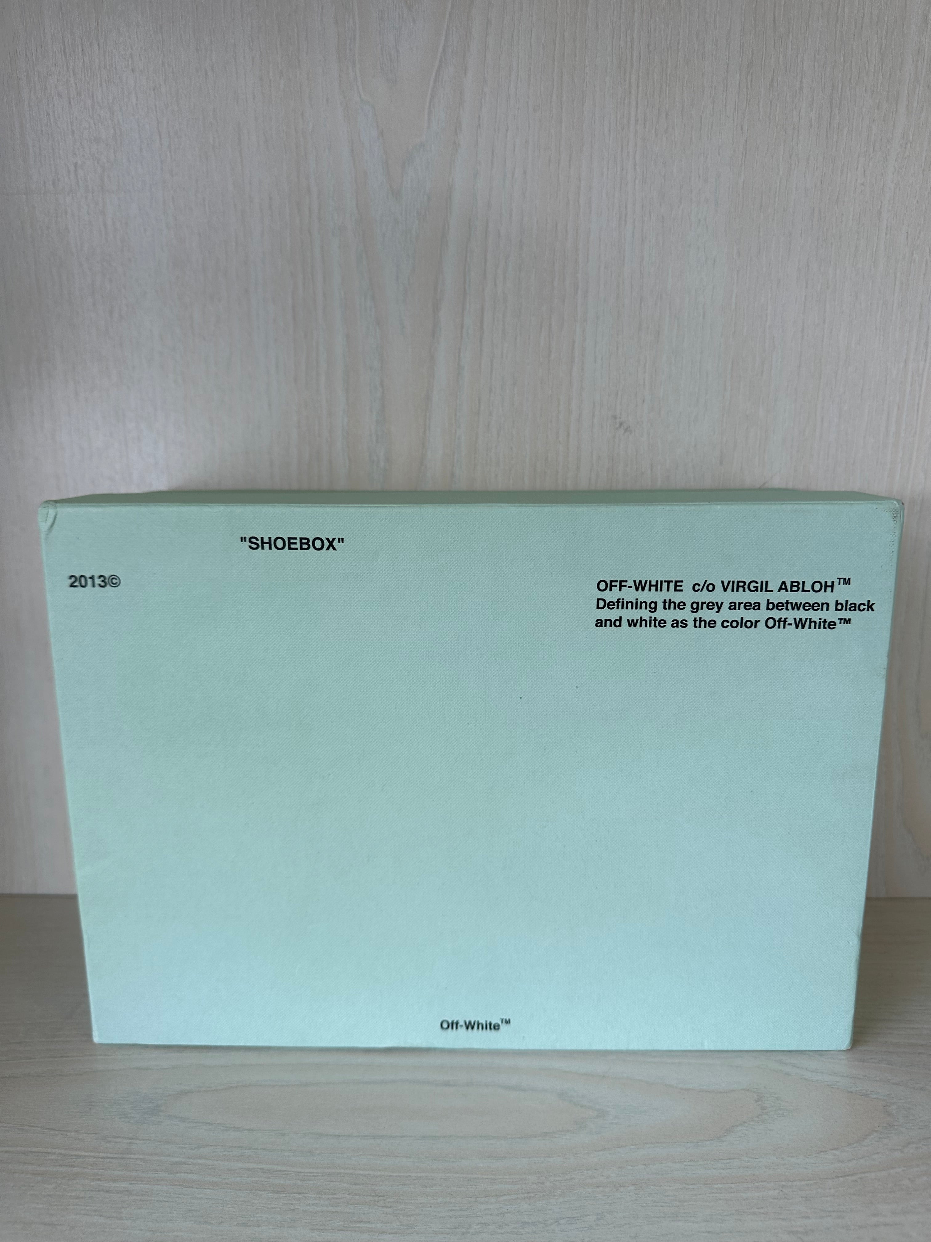 Off-White Arrow Vulcanized Low Multicolor Wildleder Sneaker EU 36, guter Zustand