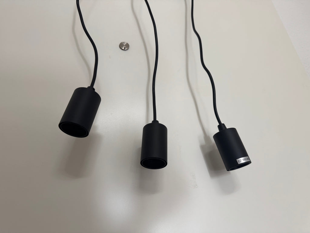 Sklum Tina Deckenlampe – Schwarz/Eiche, 60 cm, Sehr guter Zustand