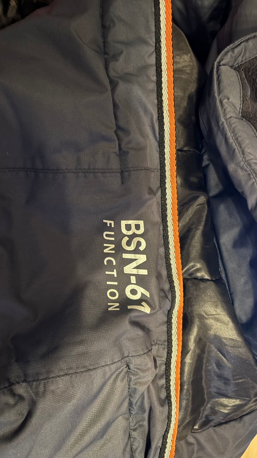 Bison „High Mountain Patrol“ Performance Jacke – XL – Navy/Orange – Sehr gut