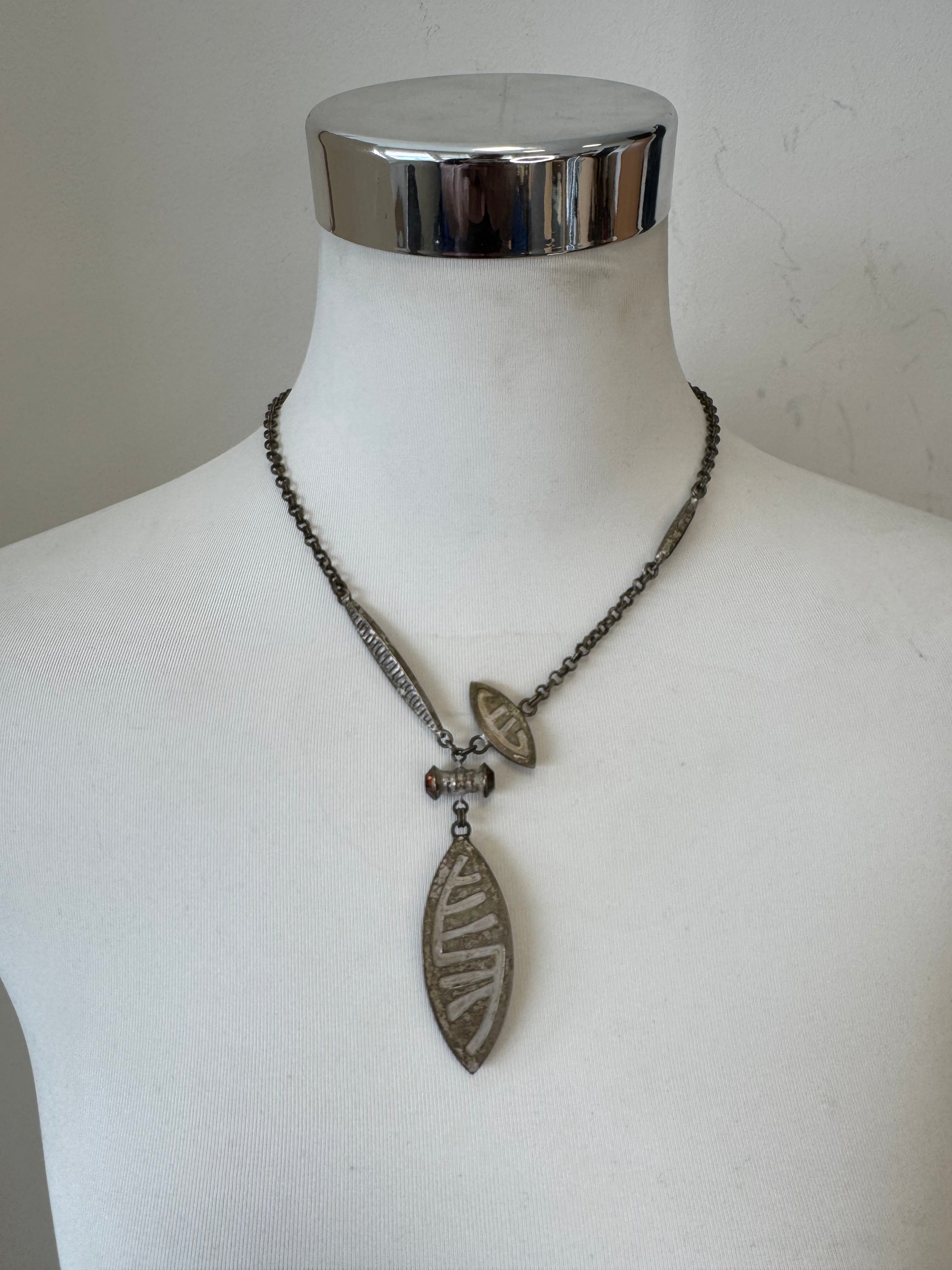 Konplott Leaf Pendant Long Necklace Silver Tone Metal 80-90cm Normal Use