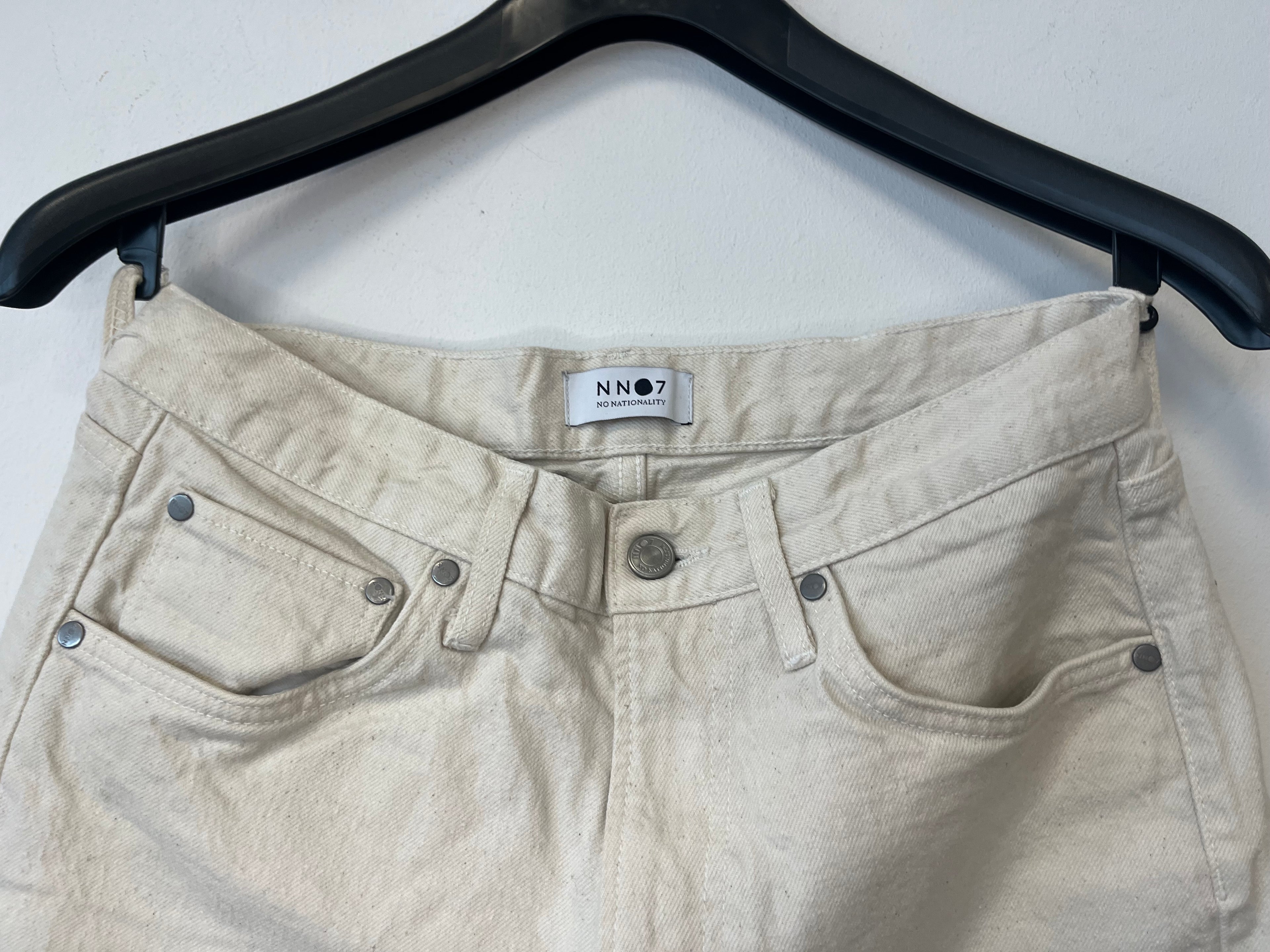 NN07 Jonny 1856 Slim Fit Jeans W30 L32 Off-White Sehr Gut