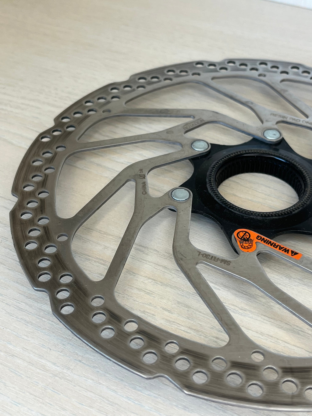 Shimano SM-RT30 Center-Lock Disc Rotor Steel/Aluminum Very Good