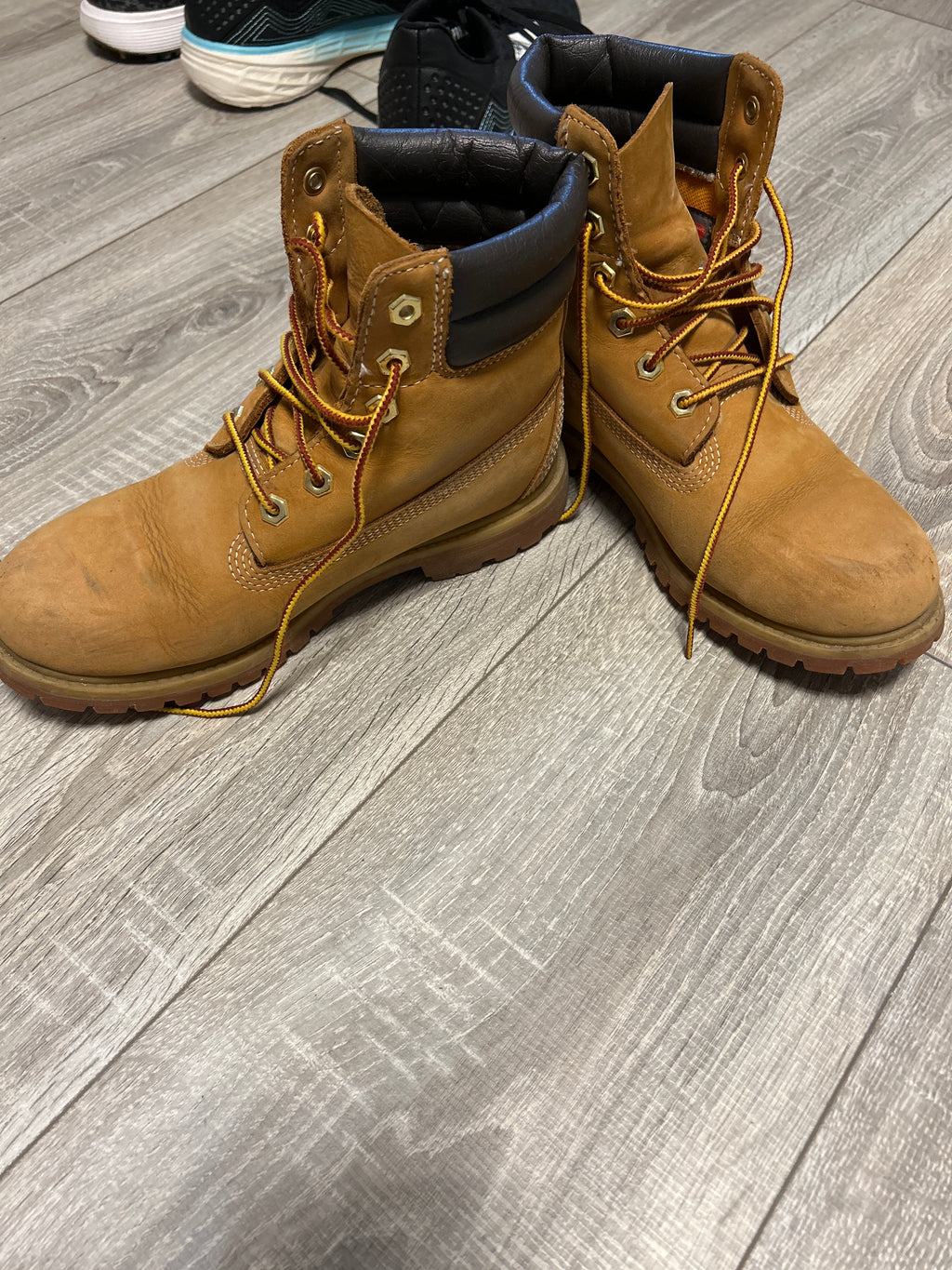 Timberland Premium 6-Inch Waterproof Boots Wheat Nubuck EU 38.5 Good