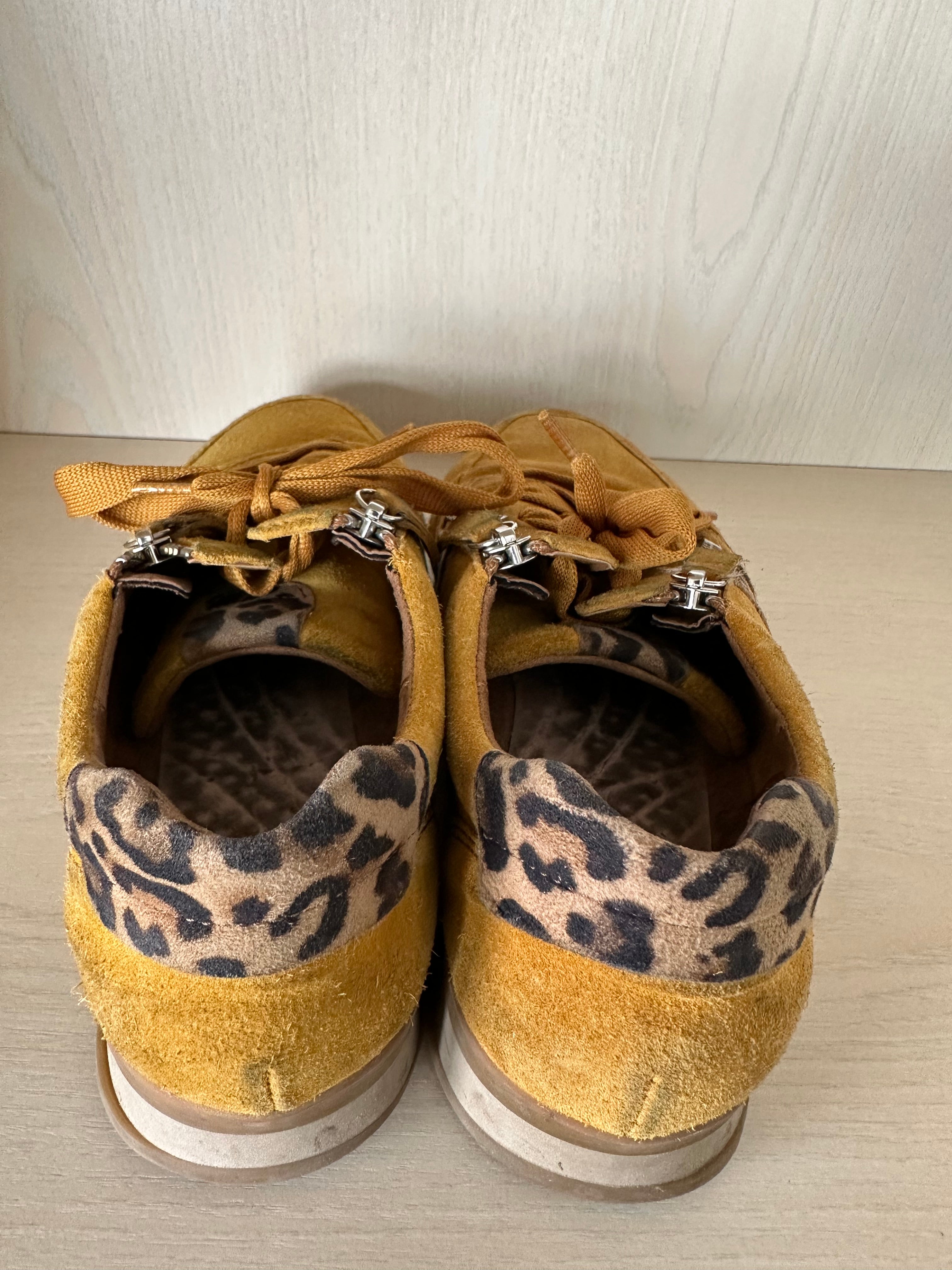 Gabor Lulea Sneaker – Yellow, Leopard Detail, EU 38, Normal Use