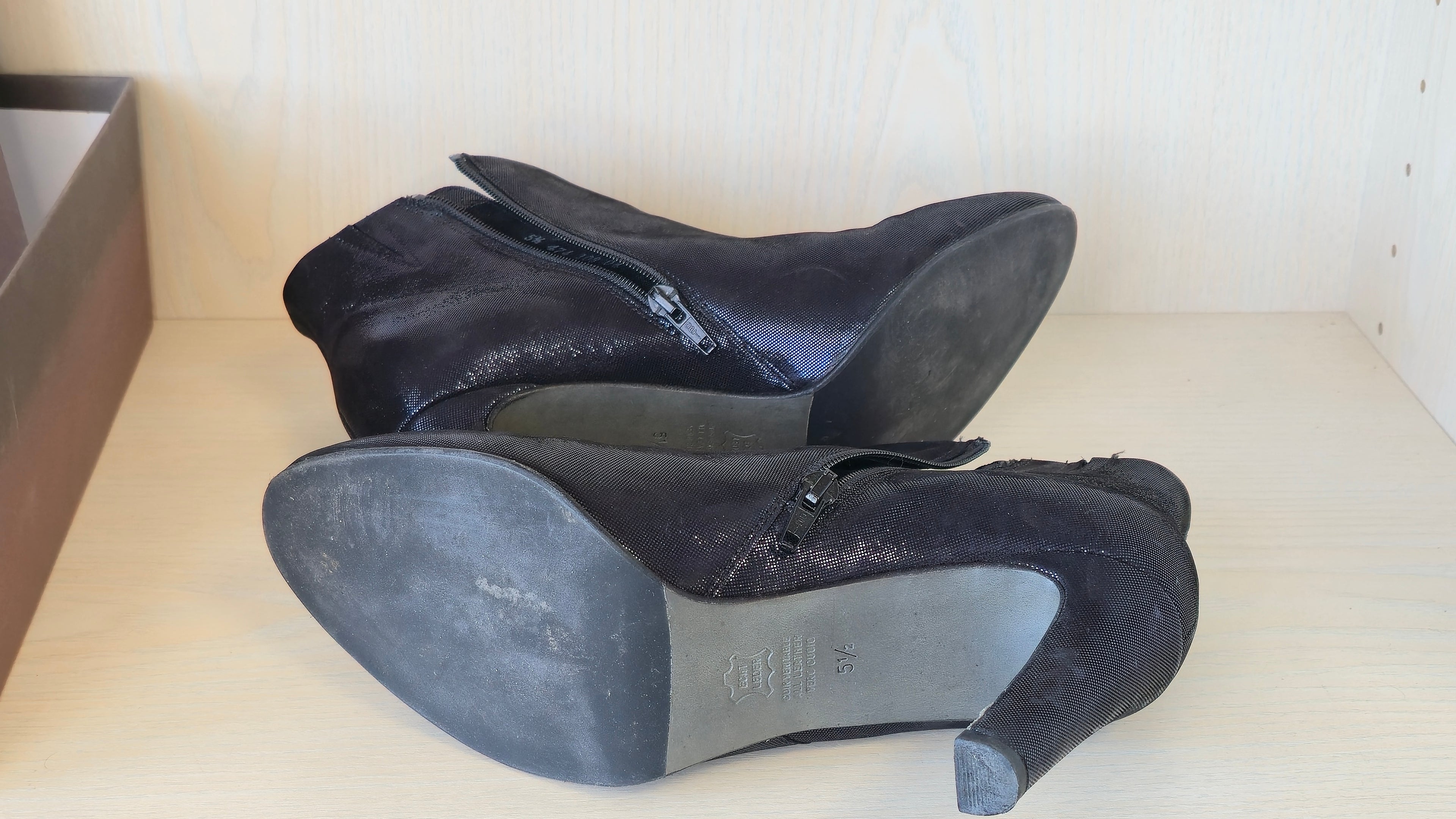 Kennel & Schmenger Keil Stiefeletten | 38,5 | Schwarz Veloursleder | Gut | Box