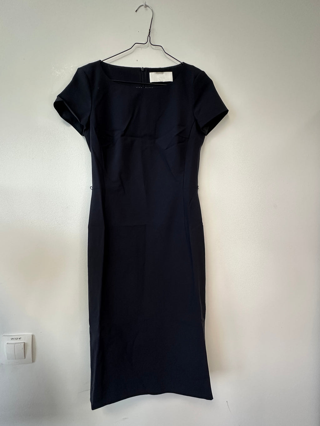 Hugo Boss Dillya Sheath Dress, Size 32, Black, Like New