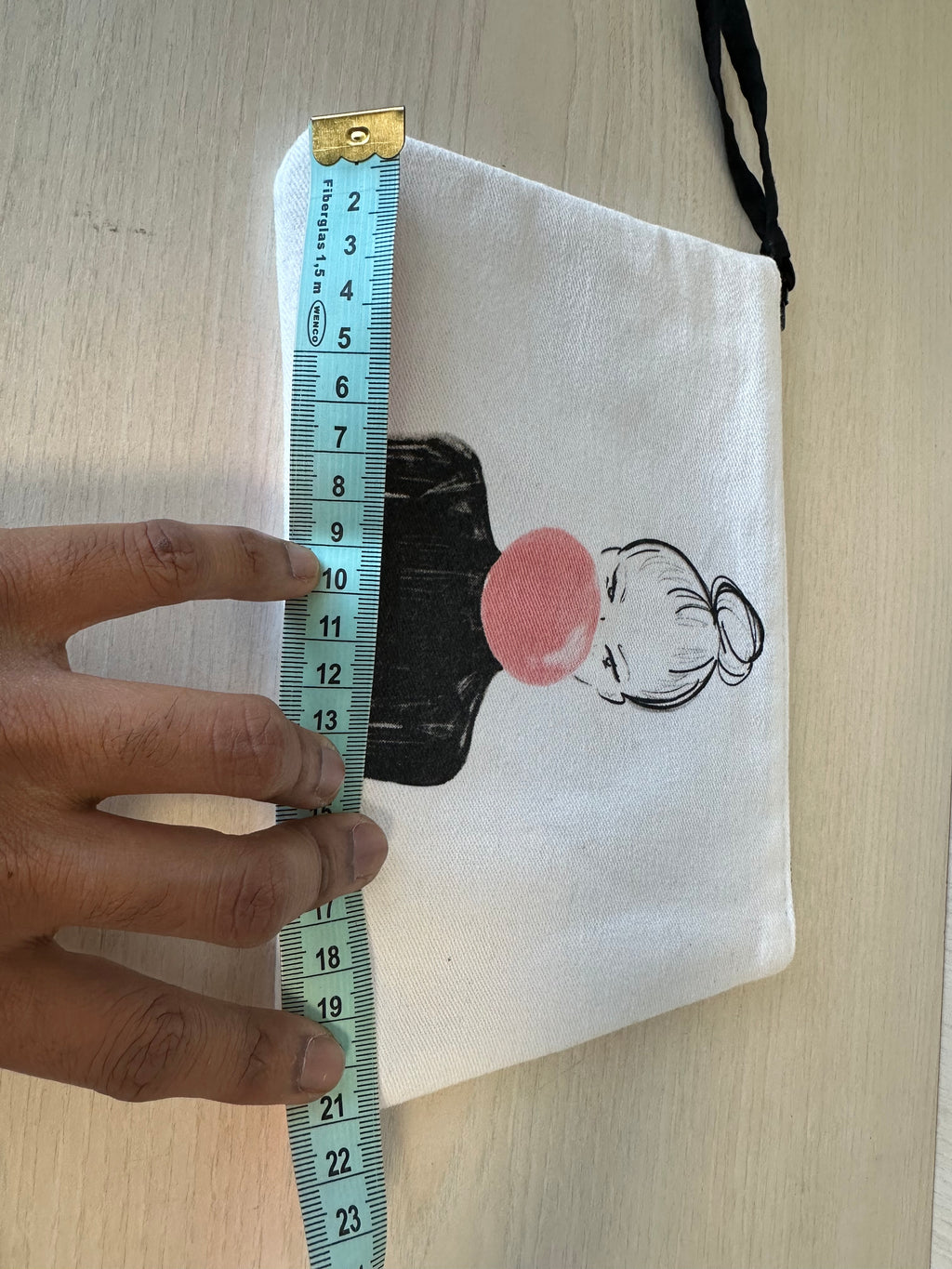 Kera Till Canvas Pochette Bulle Zip Tasche Weiß Canvas 21x15cm Sehr Gut