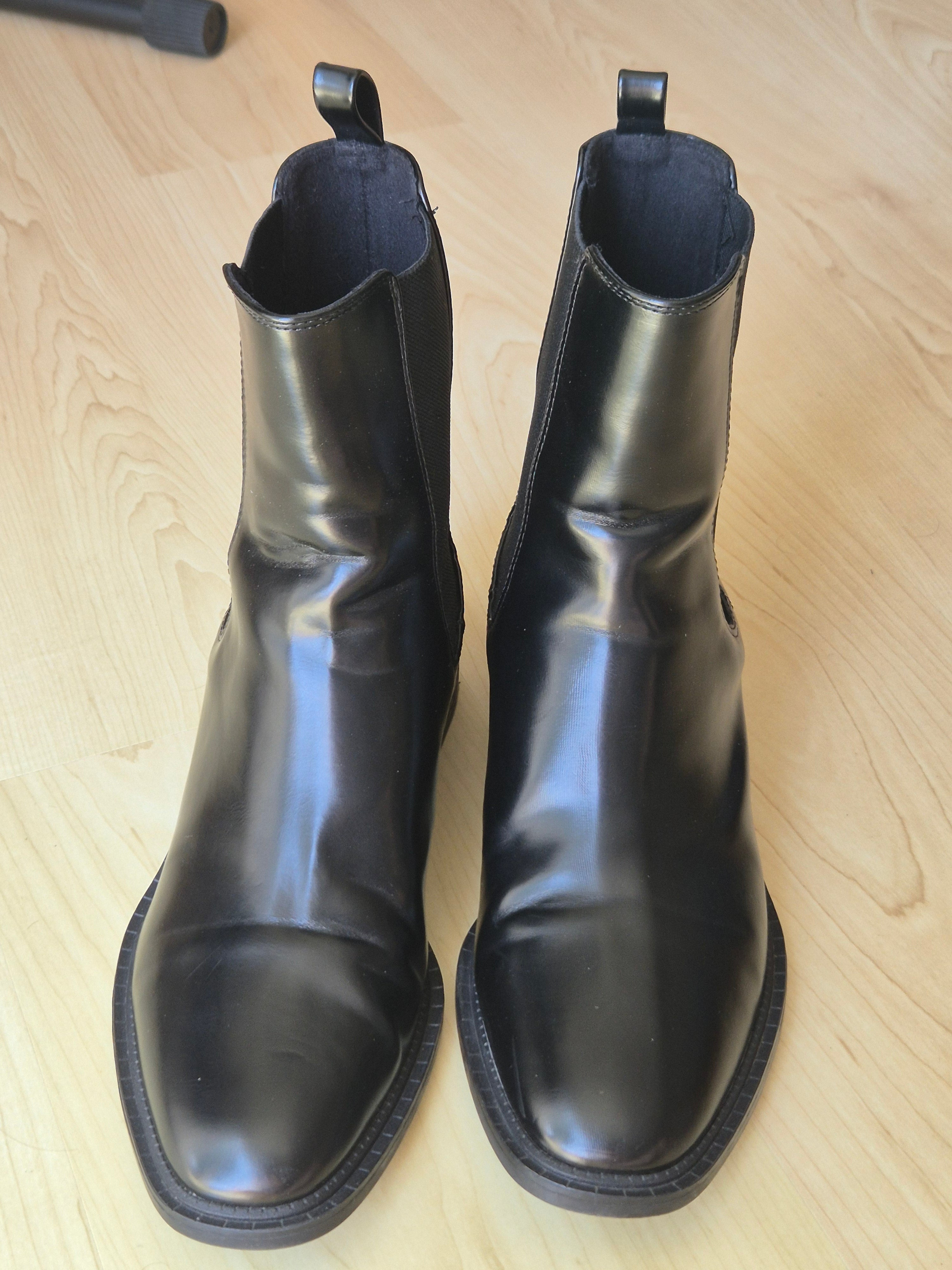 Zara Chelsea Boots – Black, Faux Leather, EU 40, Very Good Condition