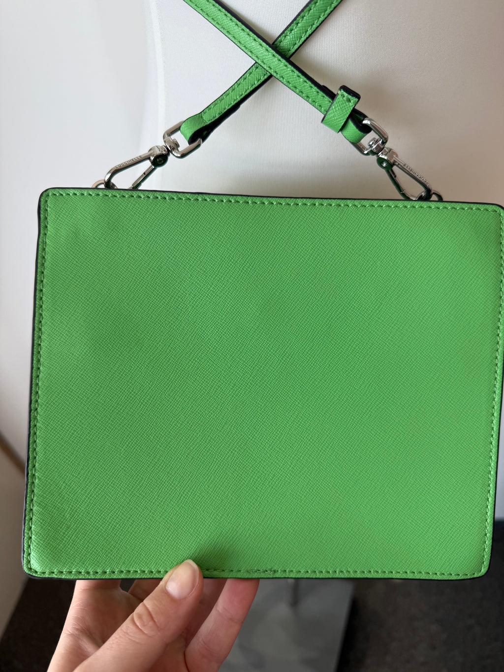 Coccinelle Alpha Crossbody Small – Saffiano Leder, Grün, Sehr Gut