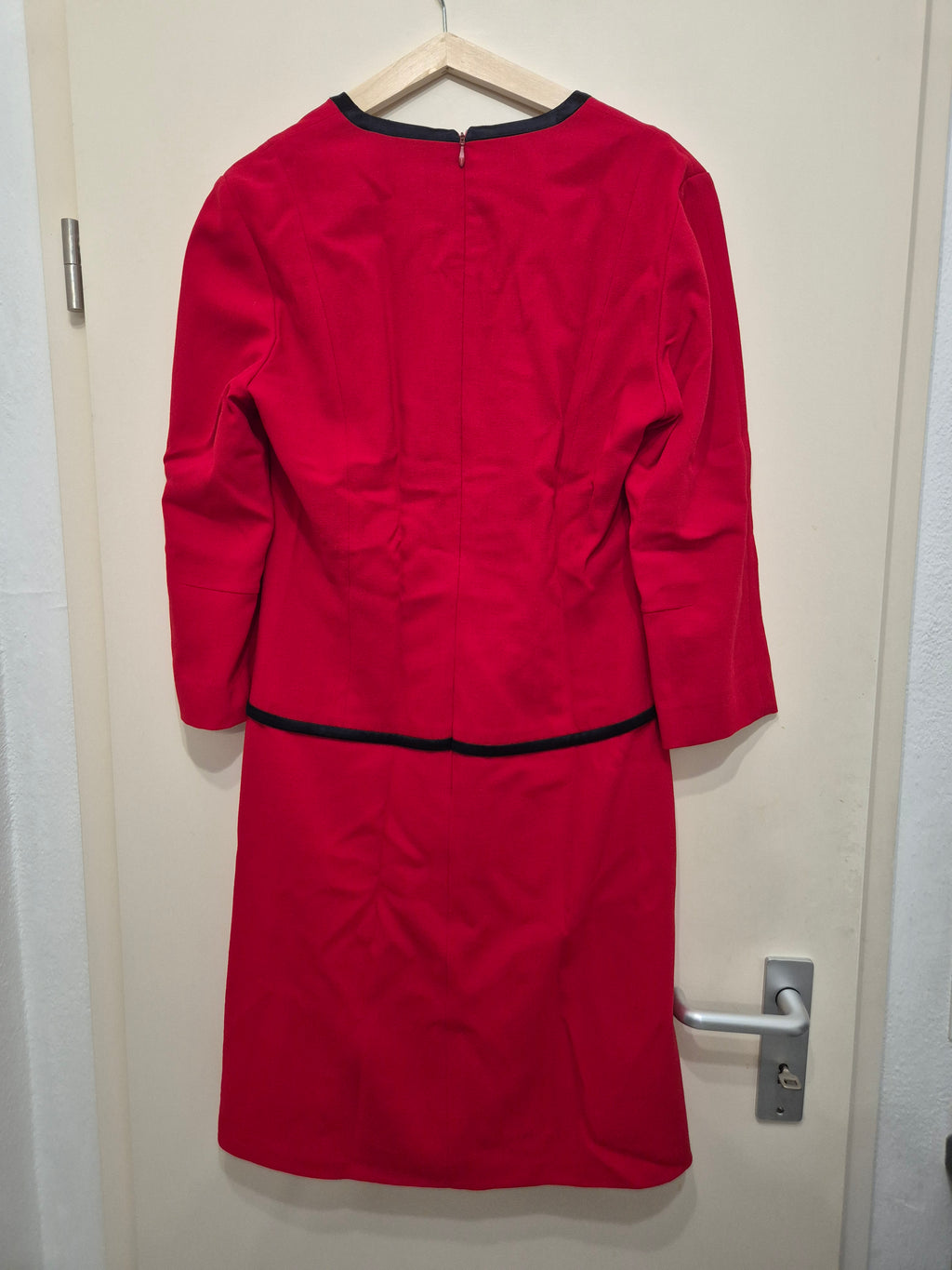 Louis Féraud Wollkostüm, Rot/Schwarz, Gr. 38, Made in Germany, guter Zustand