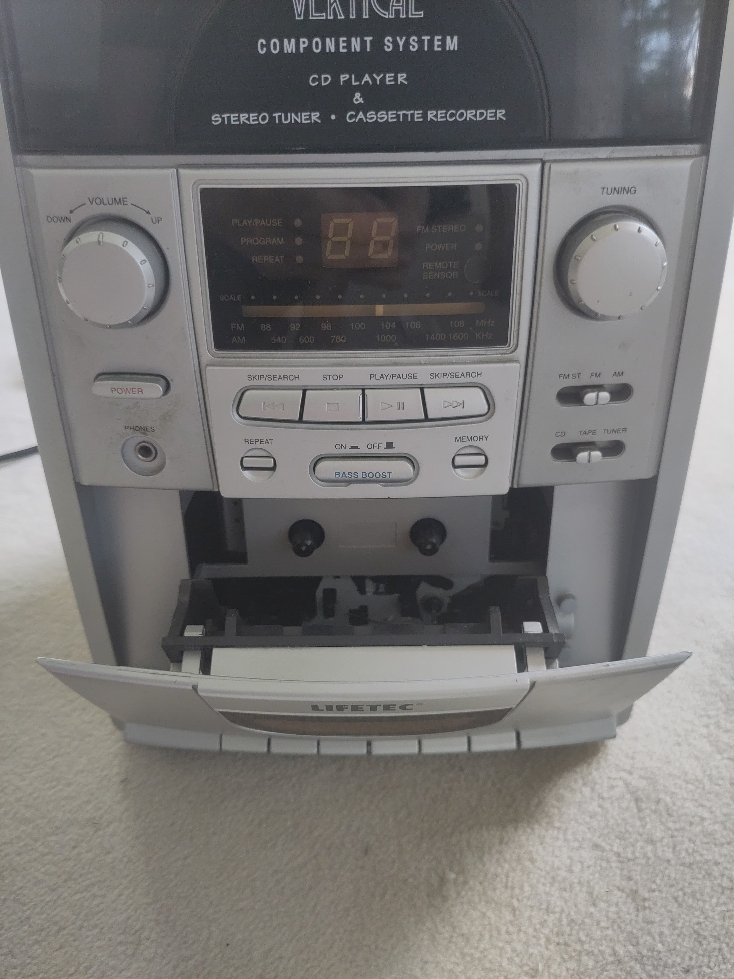 Lifetec LT 7800 CD Micro Audio System Stereo Silver Compact with Speakers Good