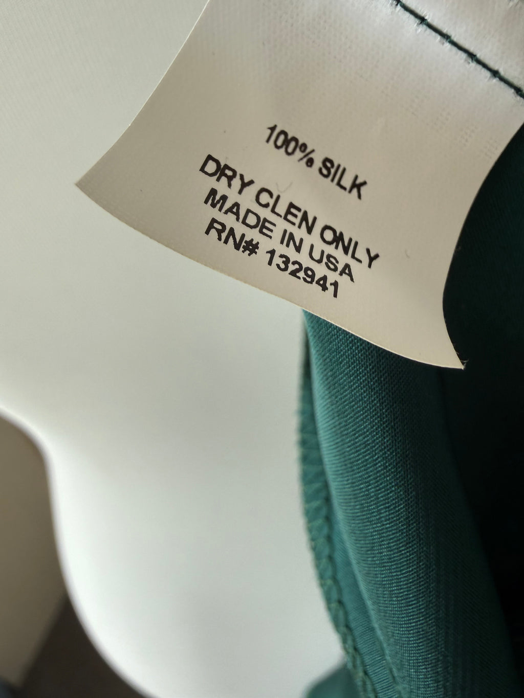 Amanda Uprichard Seiden/Satin Bluse – XS/P, Smaragdgrün, Sehr guter Zustand