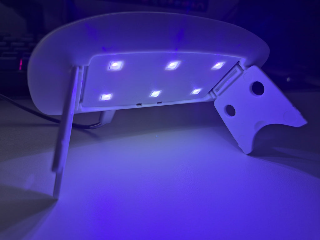 MANIKO UV/LED Nagellampe 6W Weiß Kompakt – Faltbar, guter Zustand