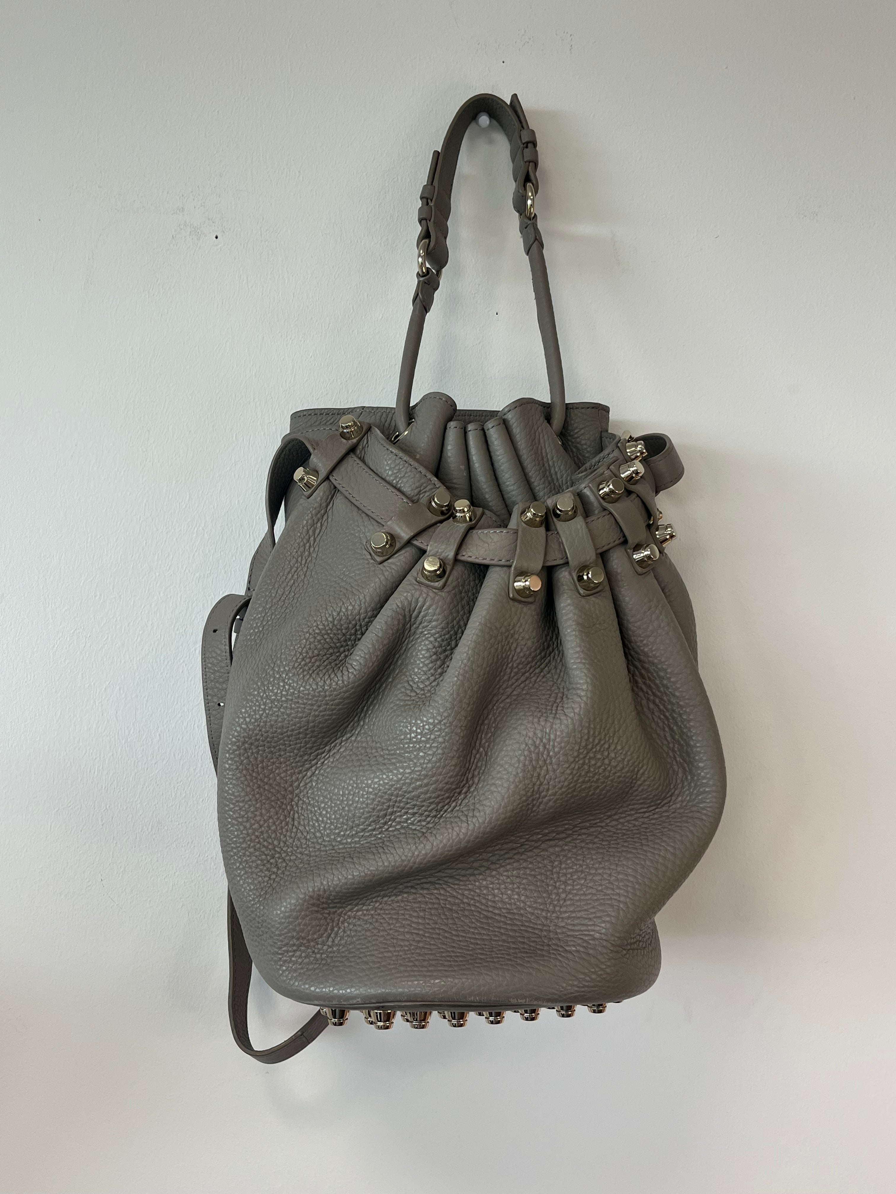 Alexander Wang Diego Bucket Bag Grau „Cement“ | Silber | Sehr guter Zustand | Dustbag