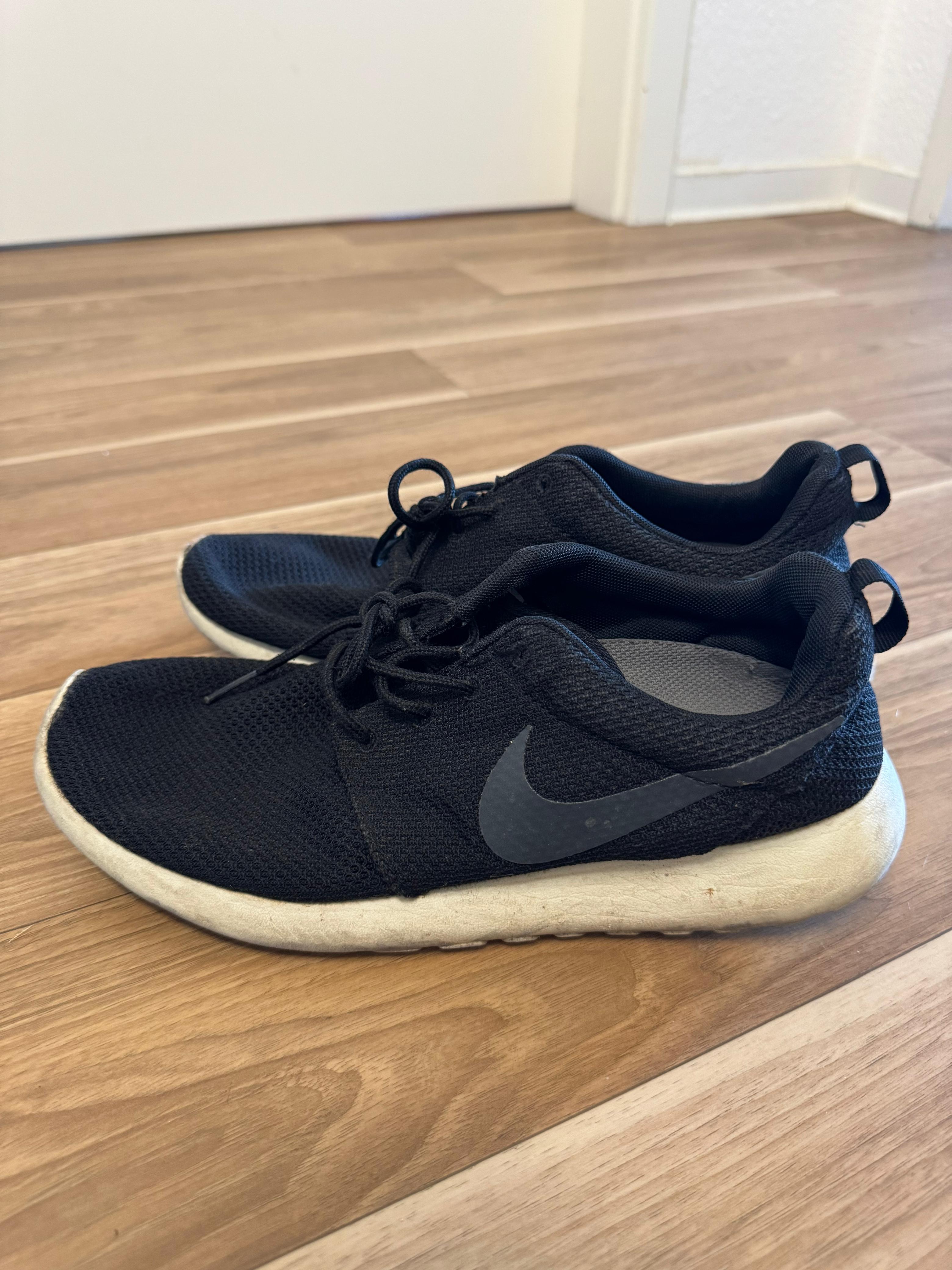 Nike Roshe Two – EU 40.5 – Schwarz/Anthrazit – guter gebrauchter Zustand