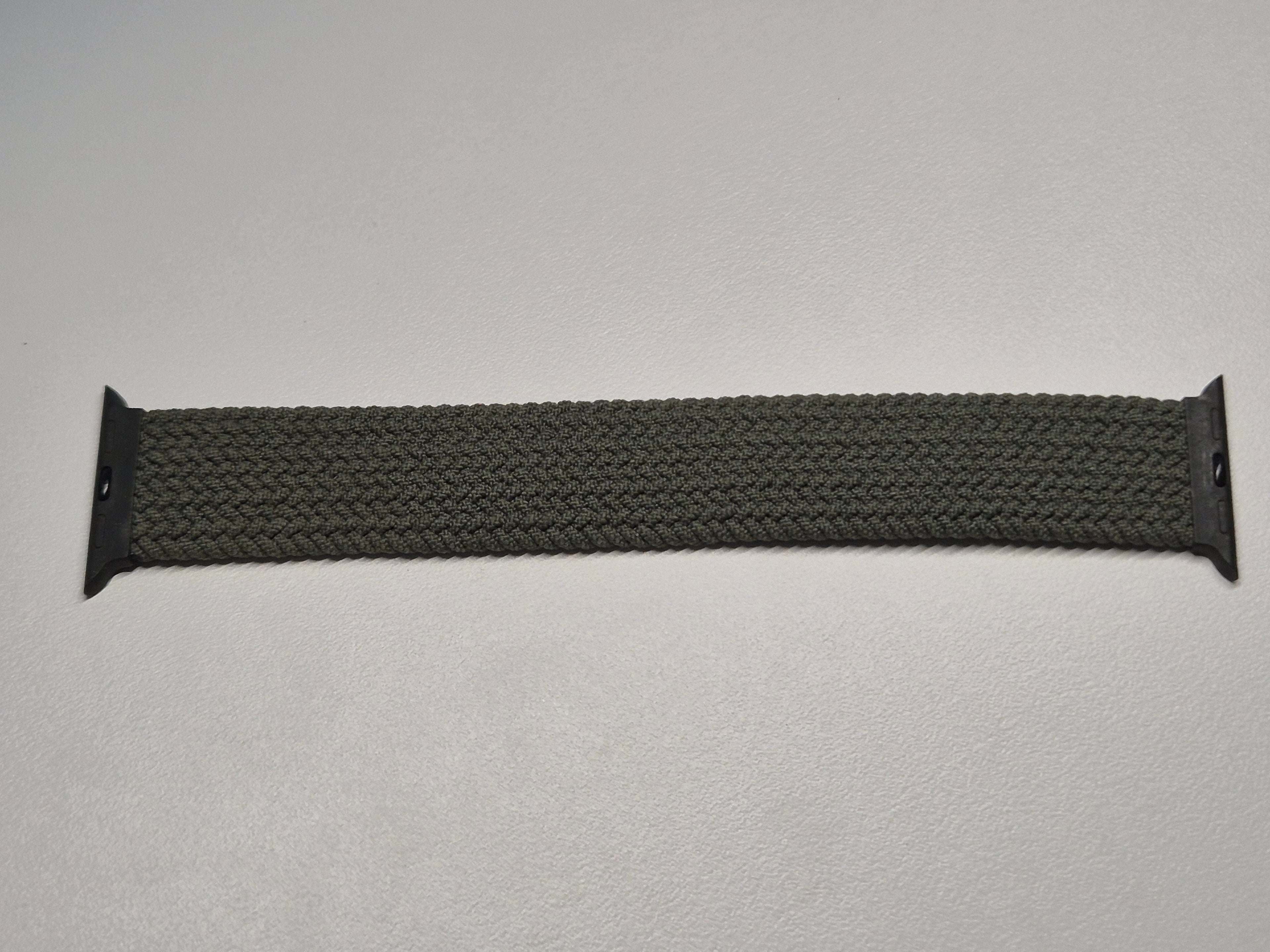 Apple Braided Solo Loop „Olive“, 40mm – Guter Zustand